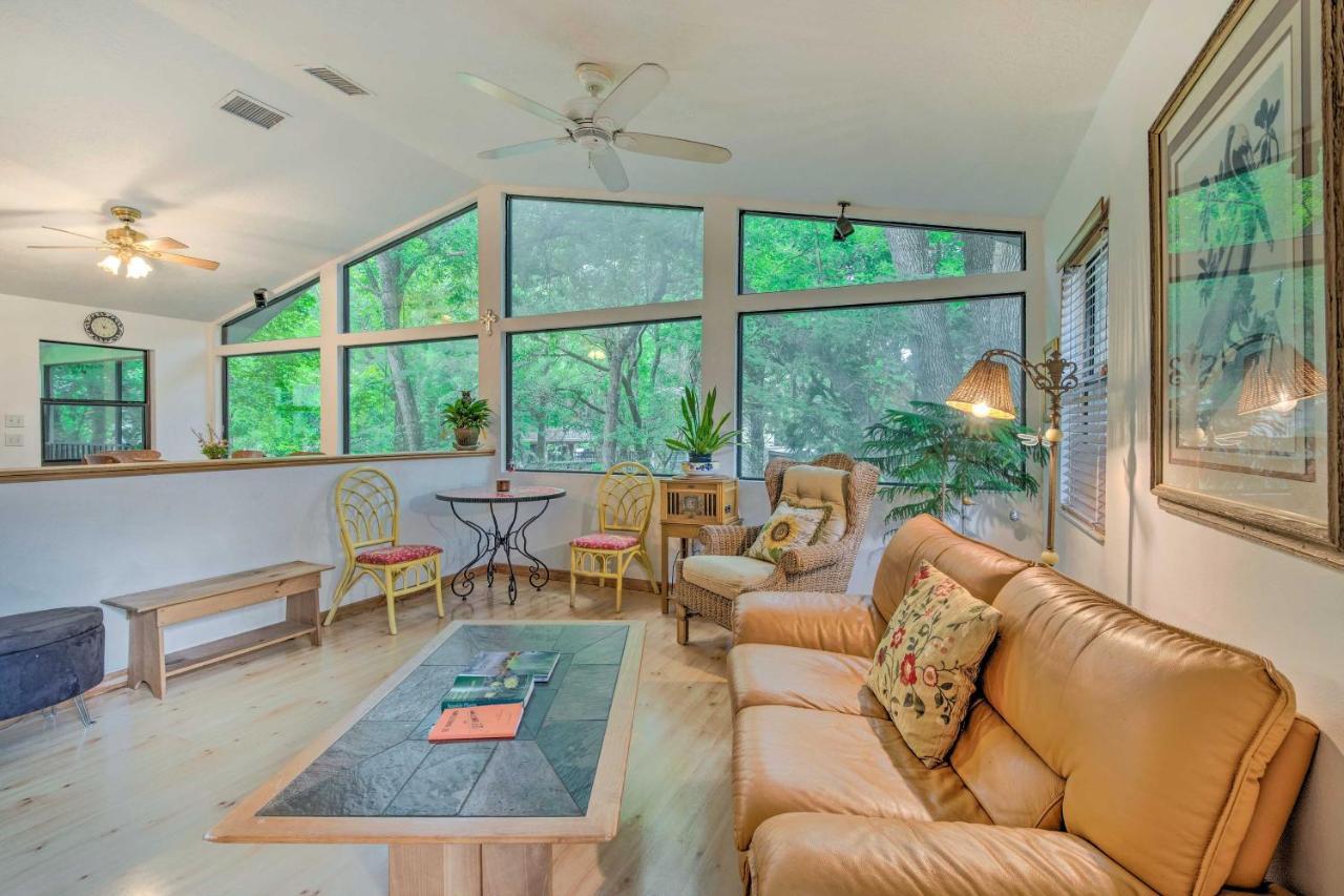 Holiday home Waterfront Inglis Getaway About 5 Mi To The Gulf!
