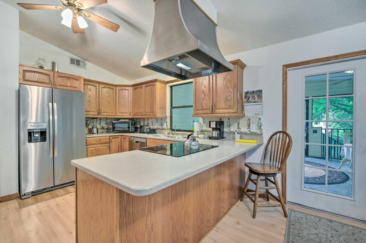 Holiday home Waterfront Inglis Getaway About 5 Mi To The Gulf! *