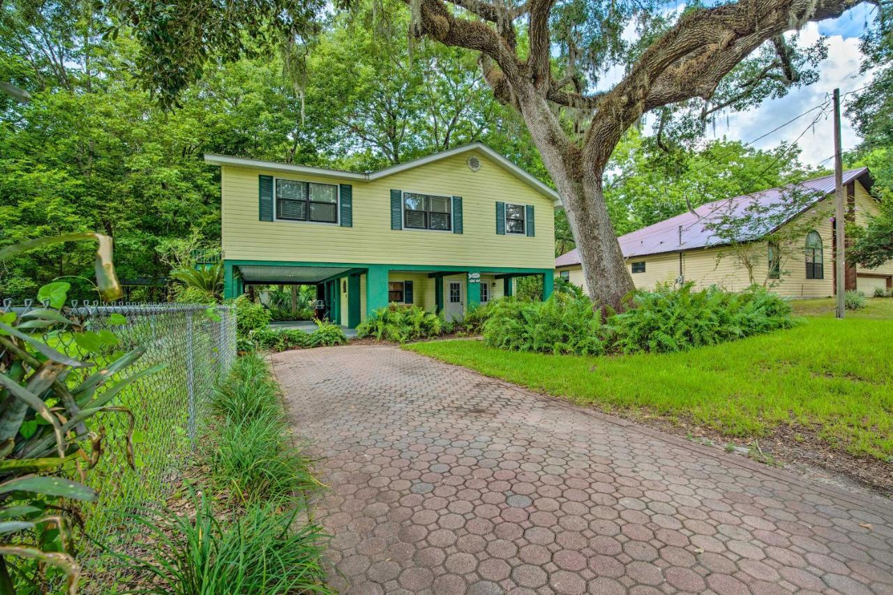 Holiday home Waterfront Inglis Getaway About 5 Mi To The Gulf! Yankeetown