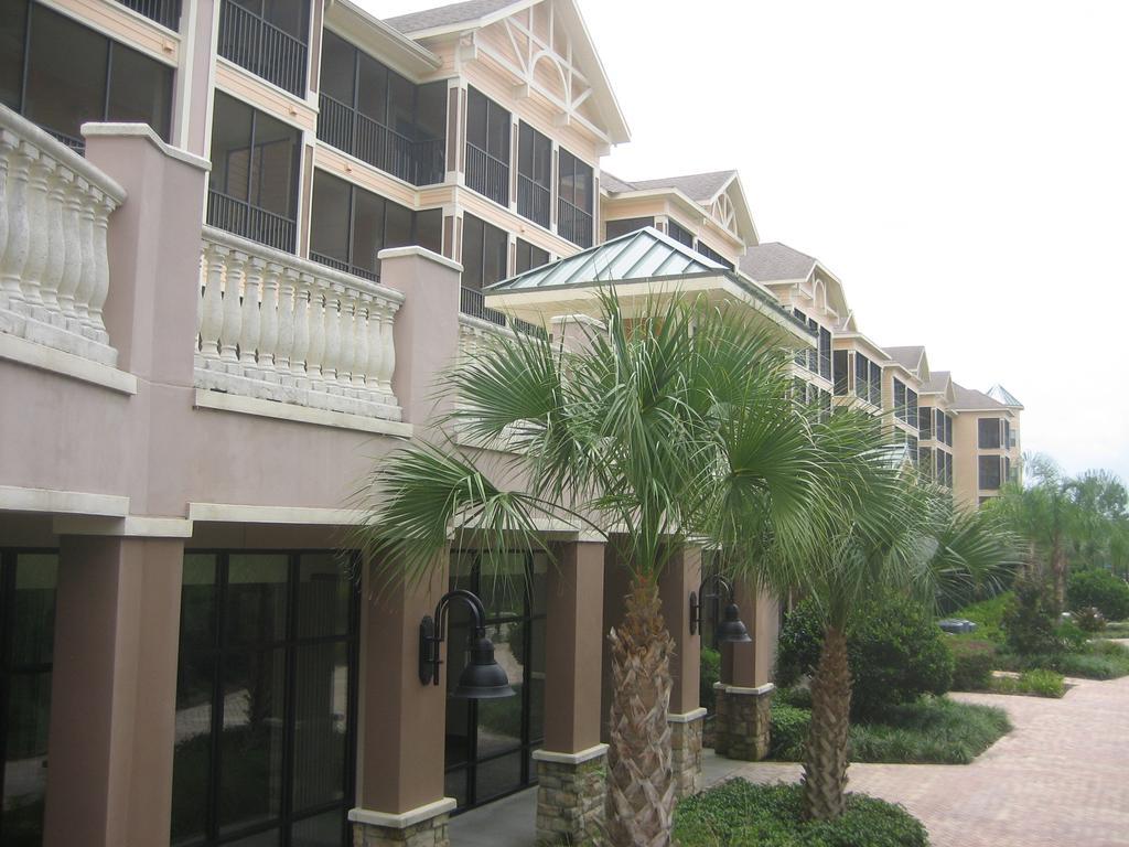 Angela's Palisades - Three Bedroom 406 Apartment Four Corners
