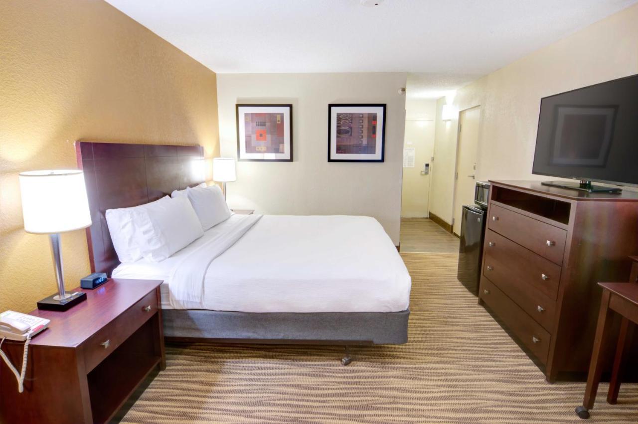 Hotel St. Petersburg N - Clearwater, An Ihg