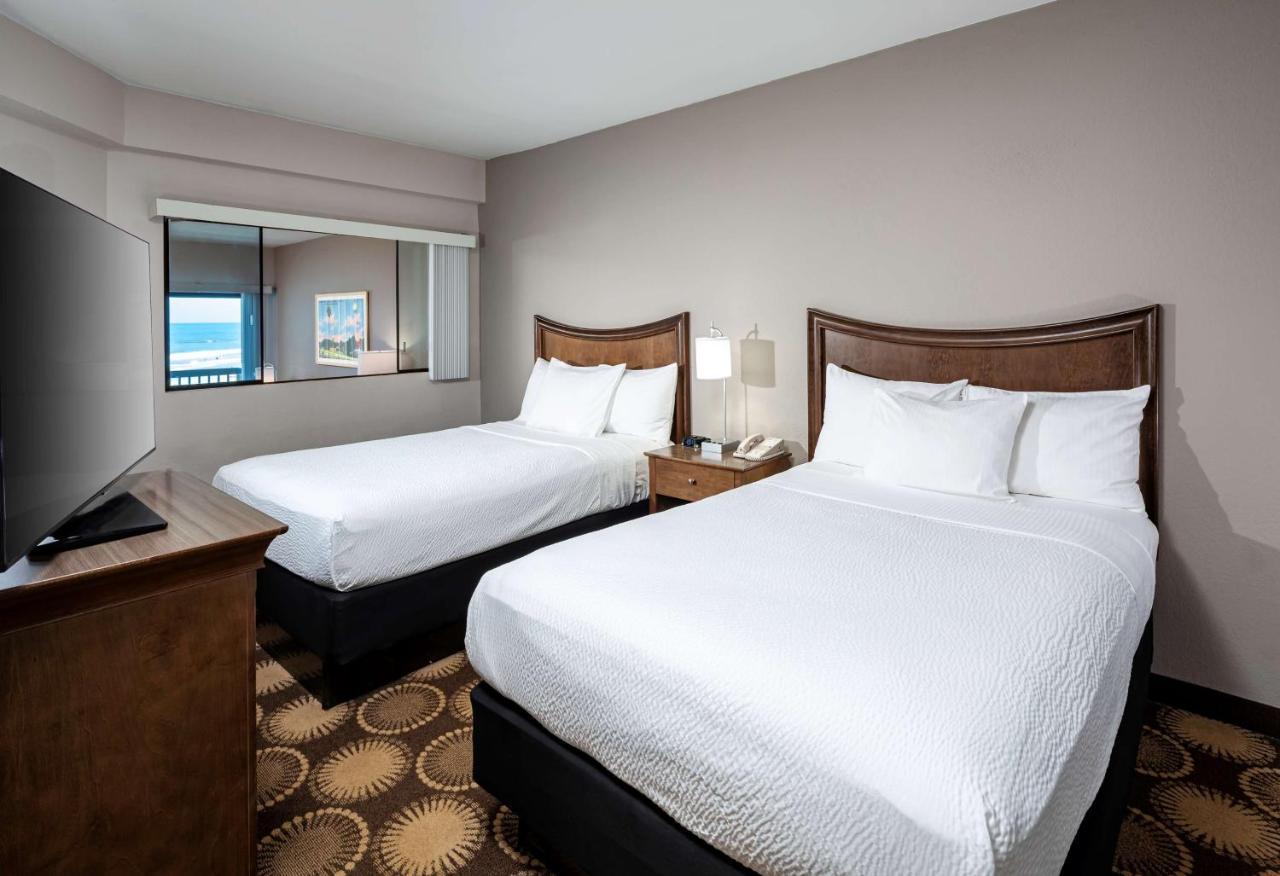 Western New Smyrna & Hotel 3*