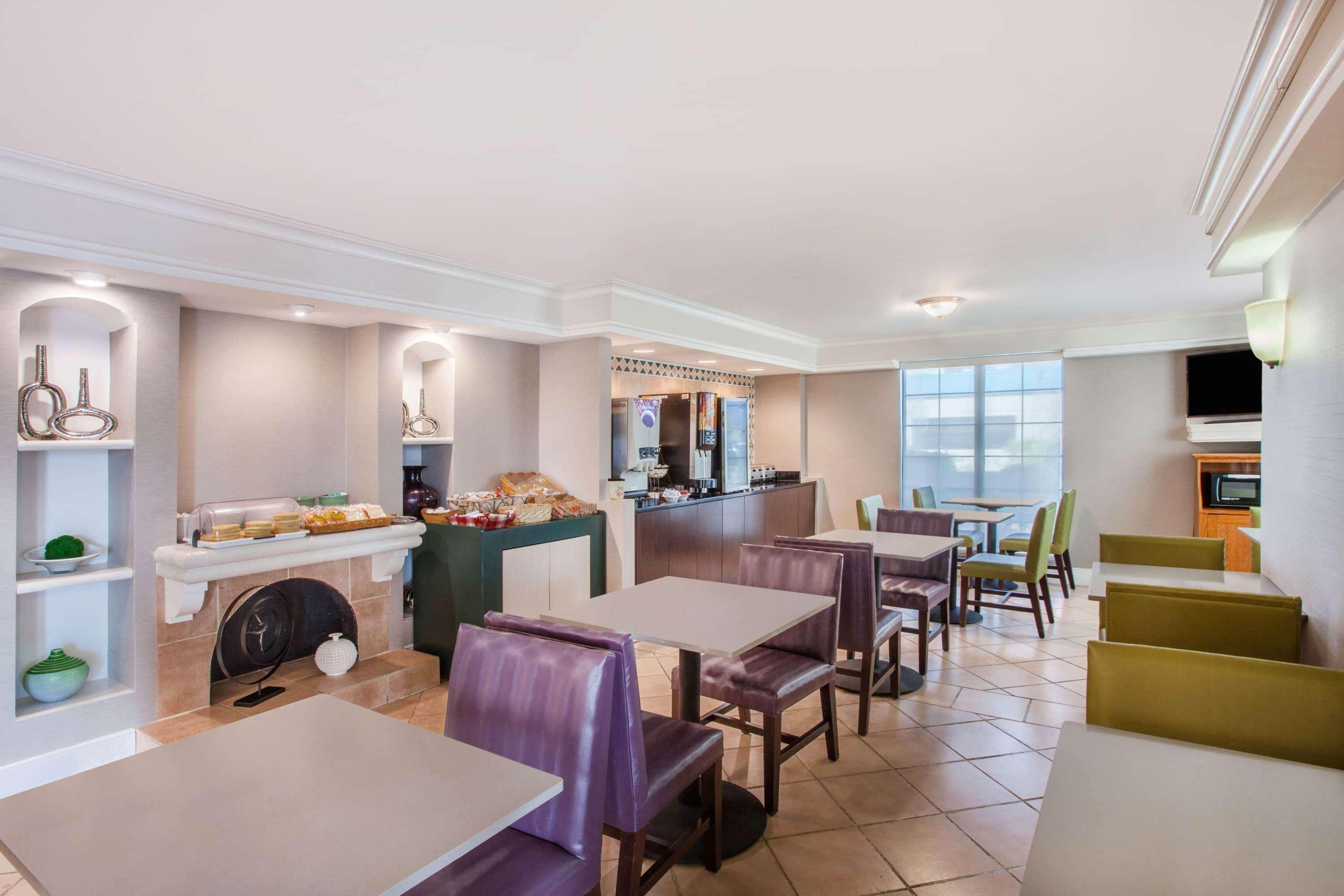 Baymont By Wyndham Myers Hotel Fort Myers