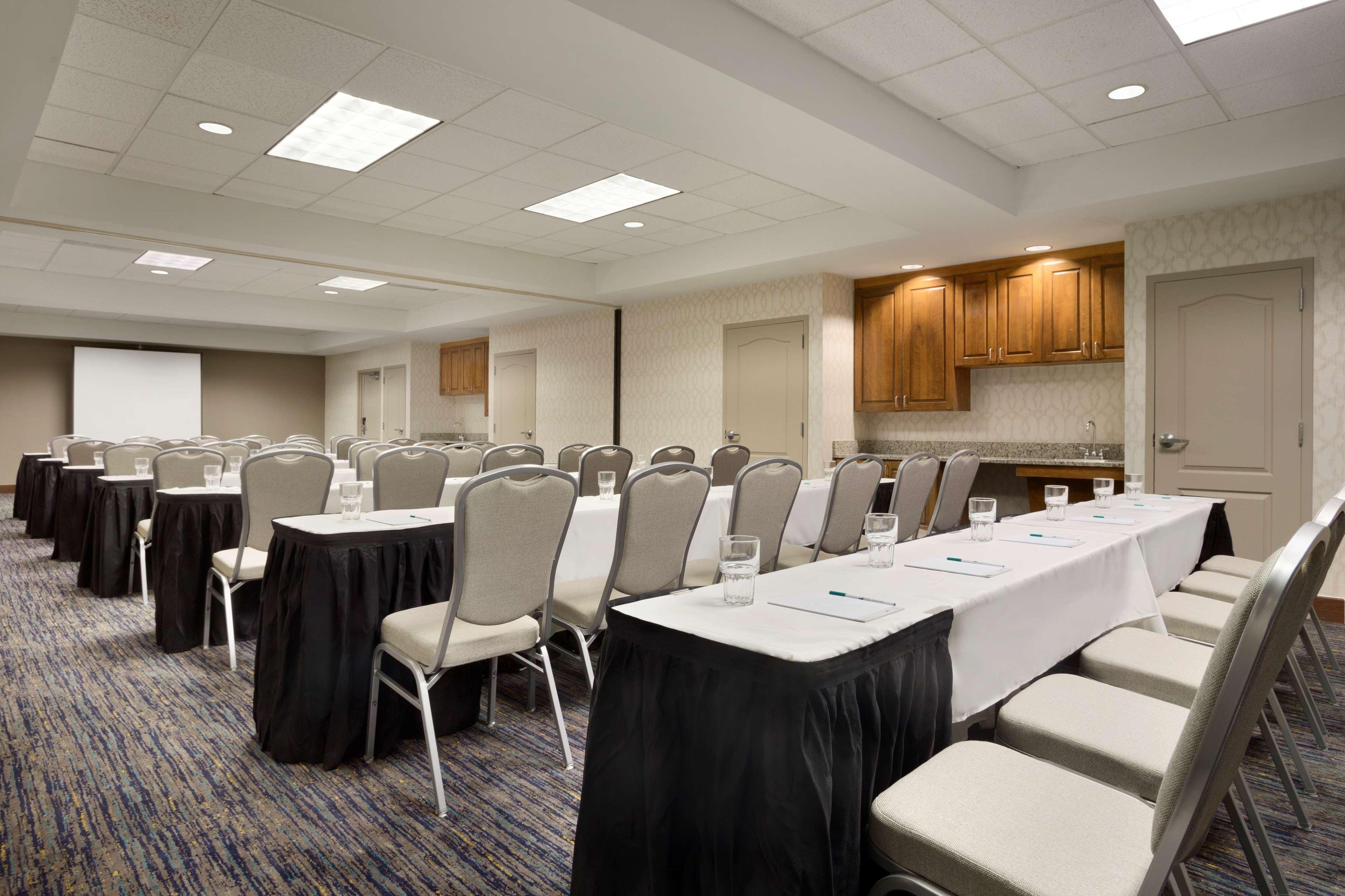 Homewood By Hilton Orlando-international Drive Convention Center 3*