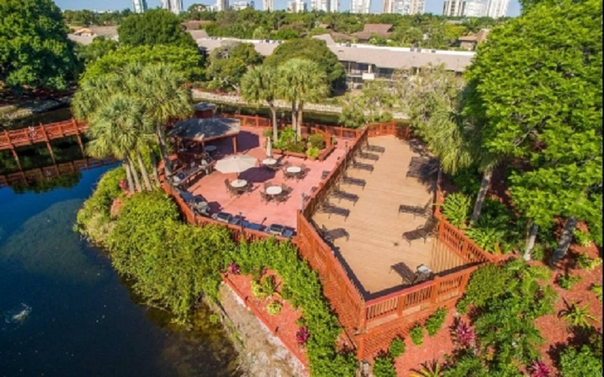 Resort Park Shore By Mike Z (adults Only)