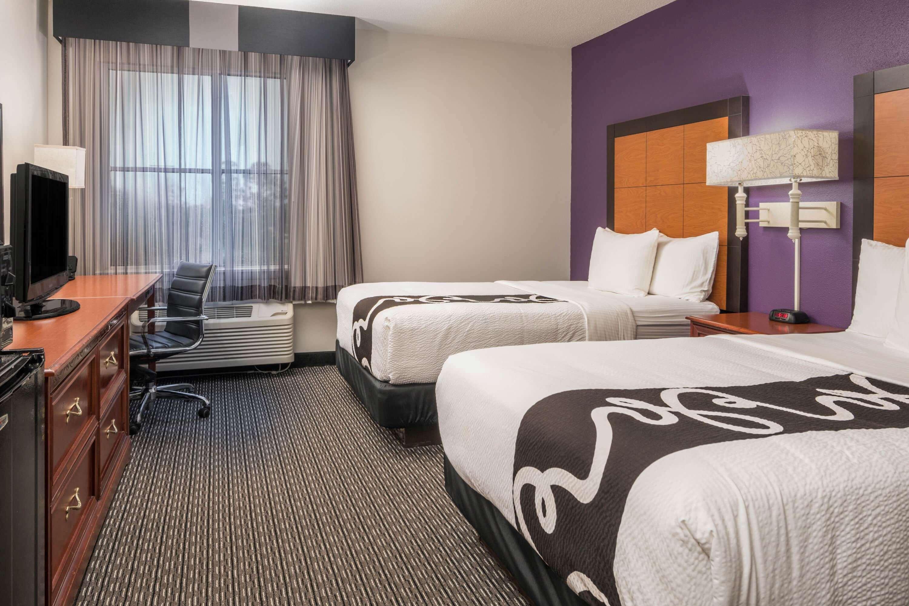 La Quinta By Wyndham East