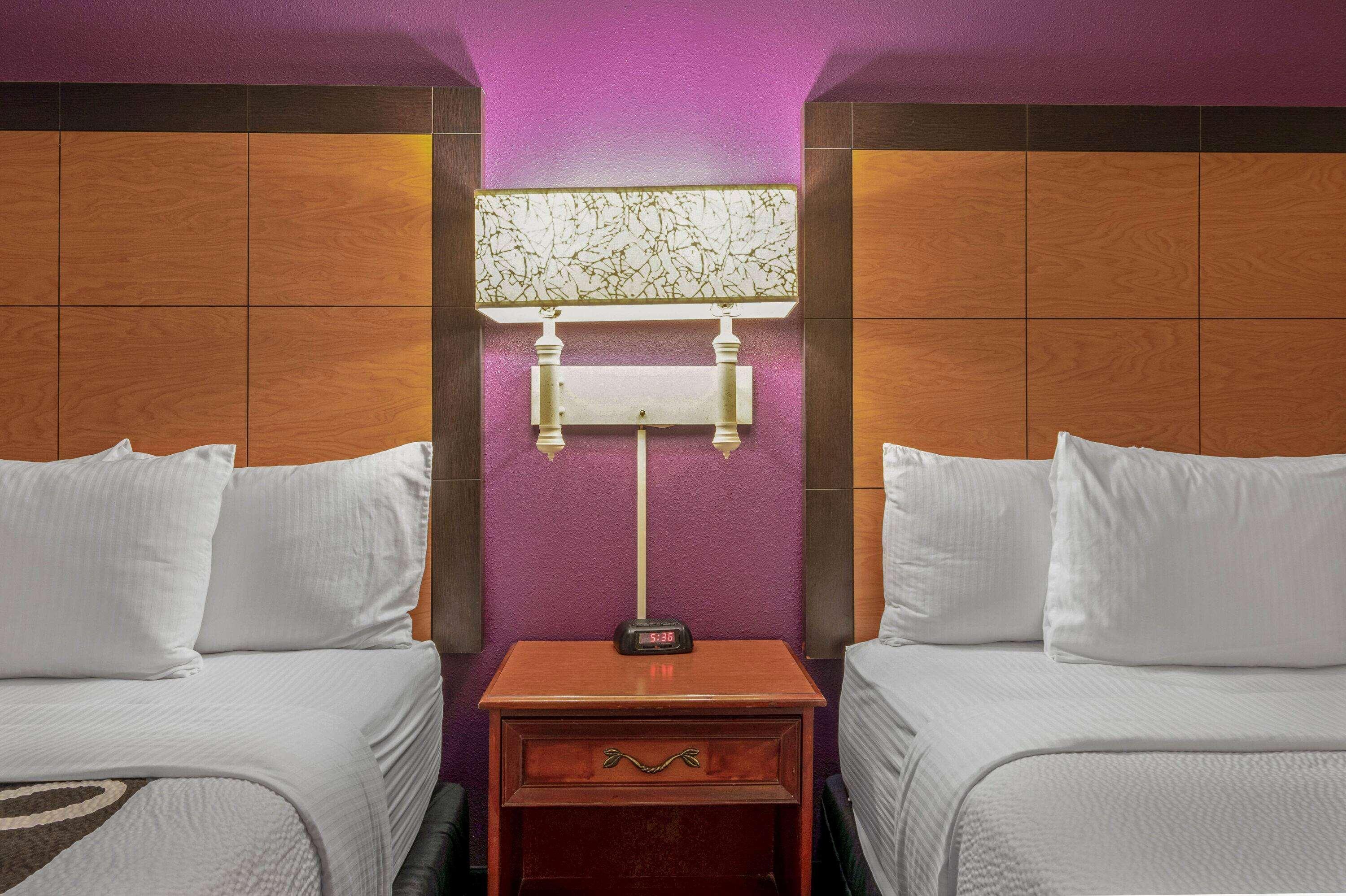 Hotel La Quinta By Wyndham East 3*