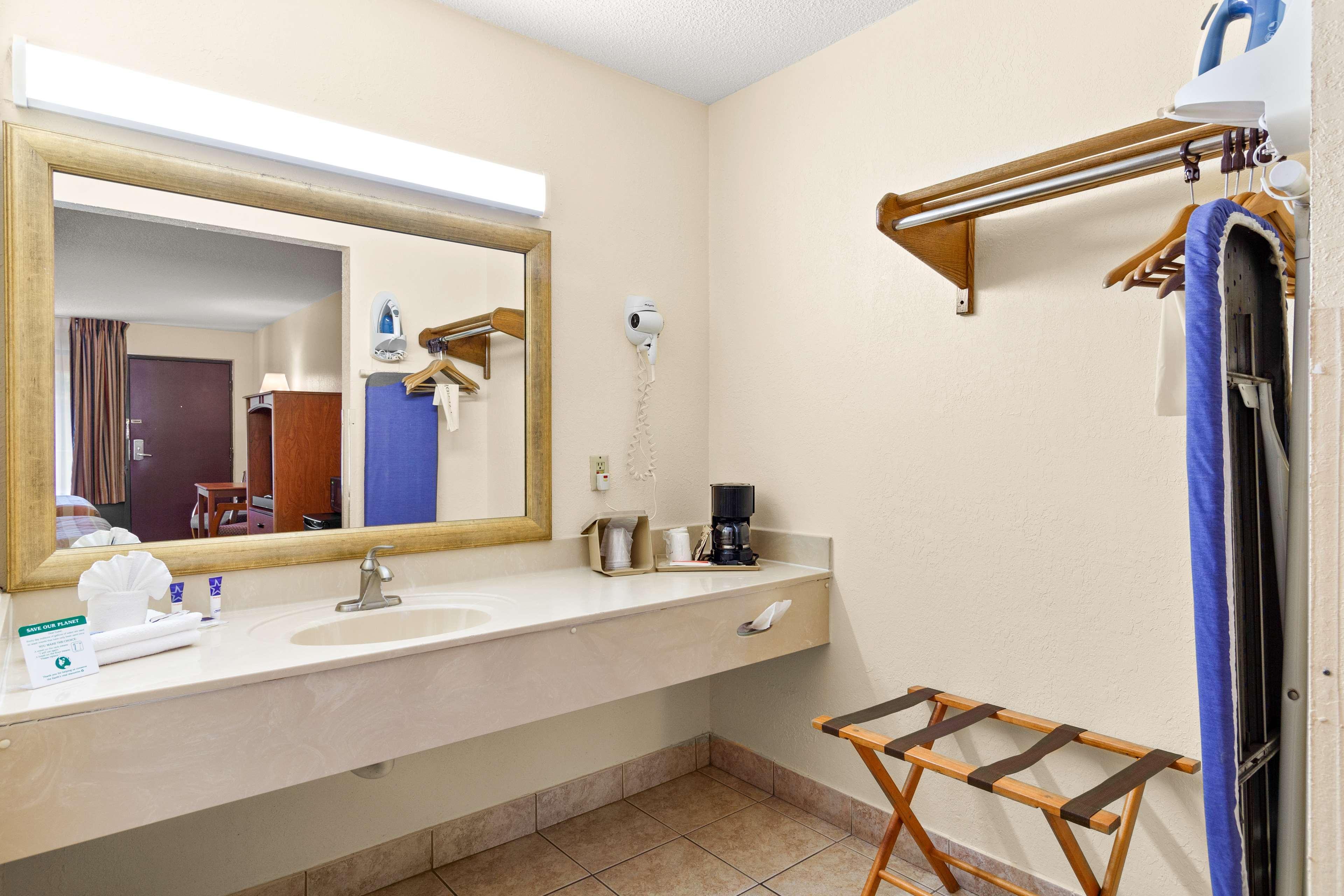 Americas Value Ocean 2* St. Augustine Beach
