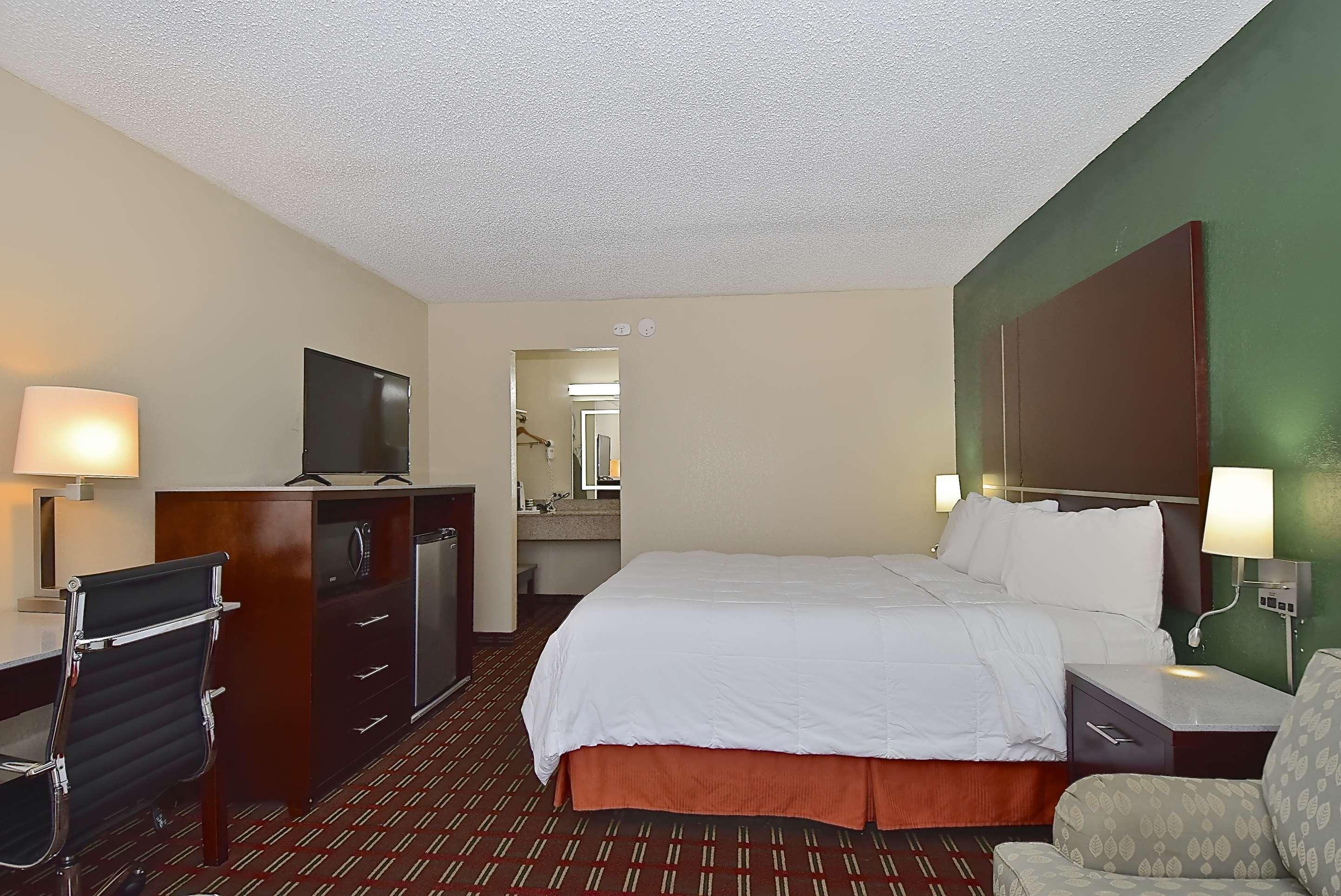 Surestay By Western Lido Hotel Sarasota