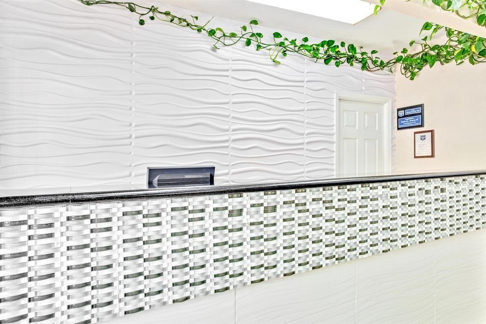 Surestay By Western Lido Hotel