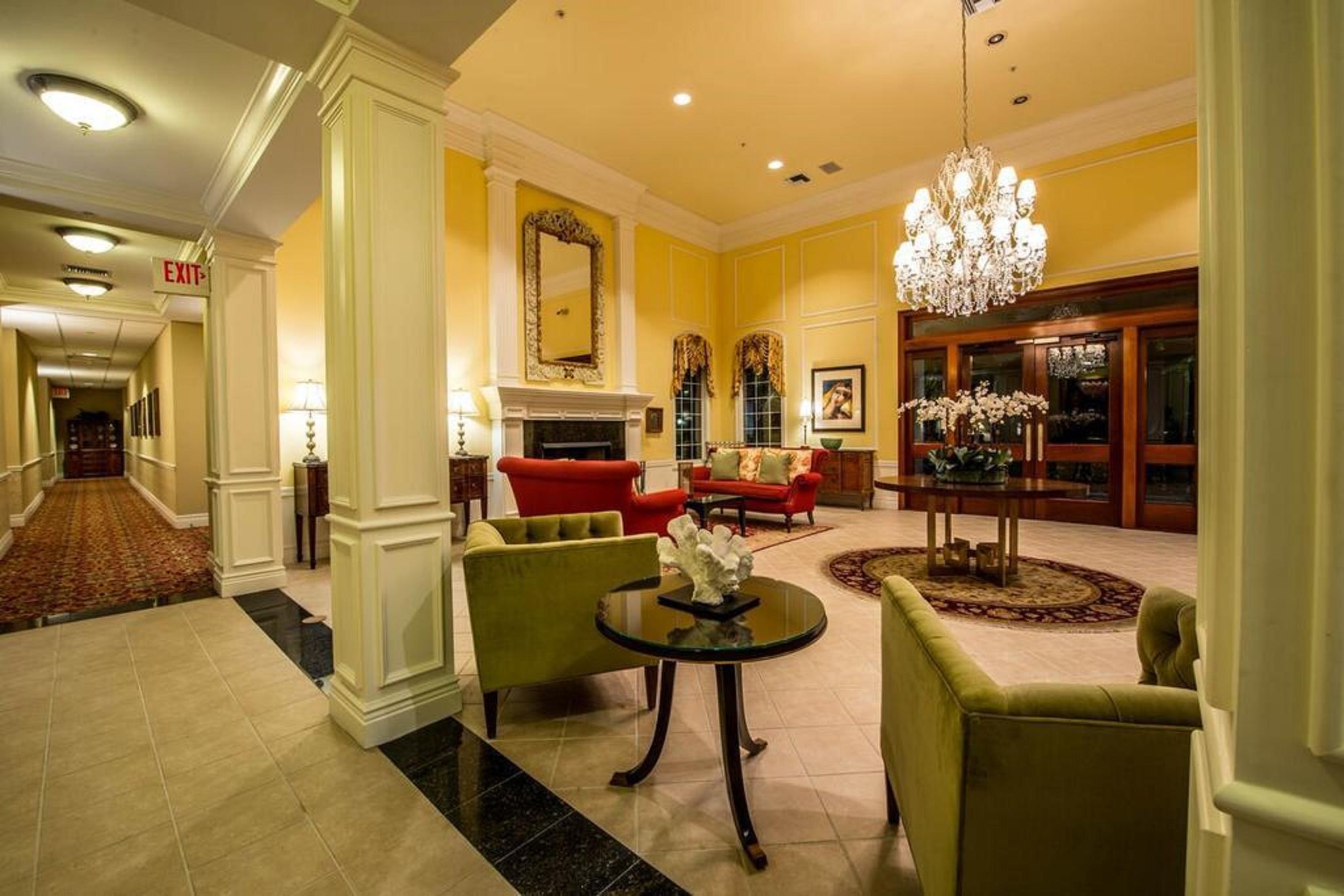 The Capri 4* Naples