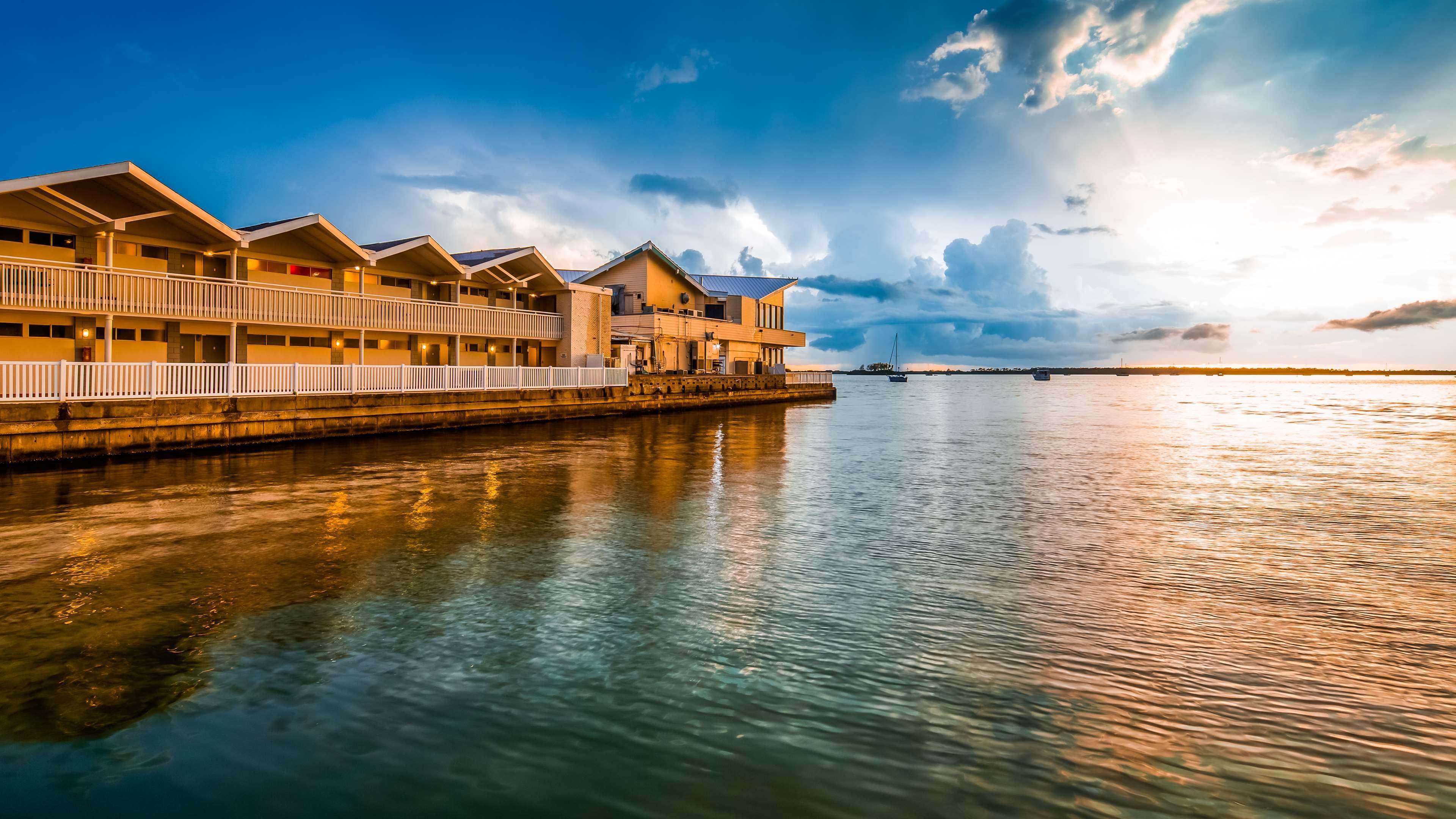 Western Yacht Harbor