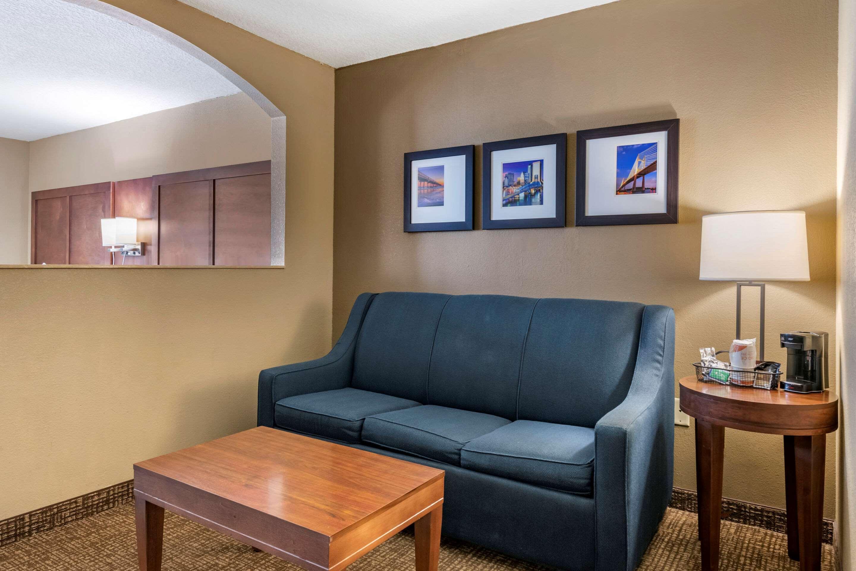 Hotel Comfort Baymeadows Near Butler Blvd Jacksonville