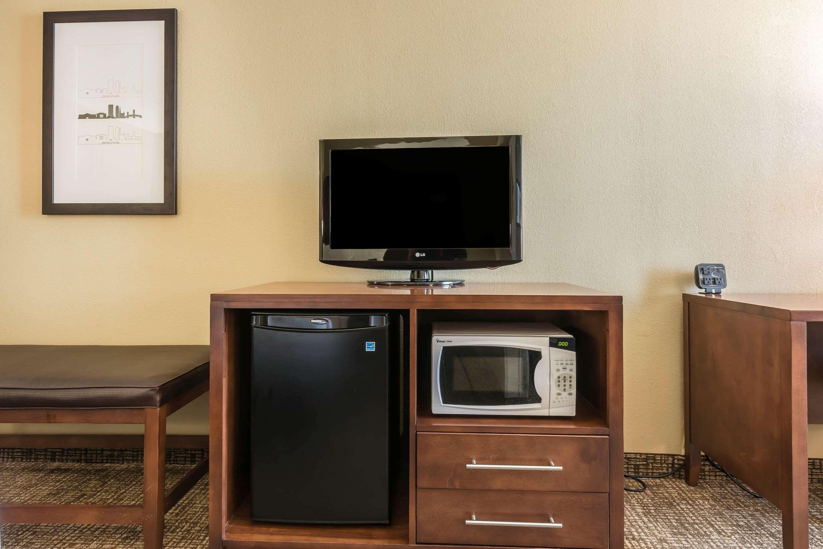 Comfort Baymeadows Near Butler Blvd Hotel 3*