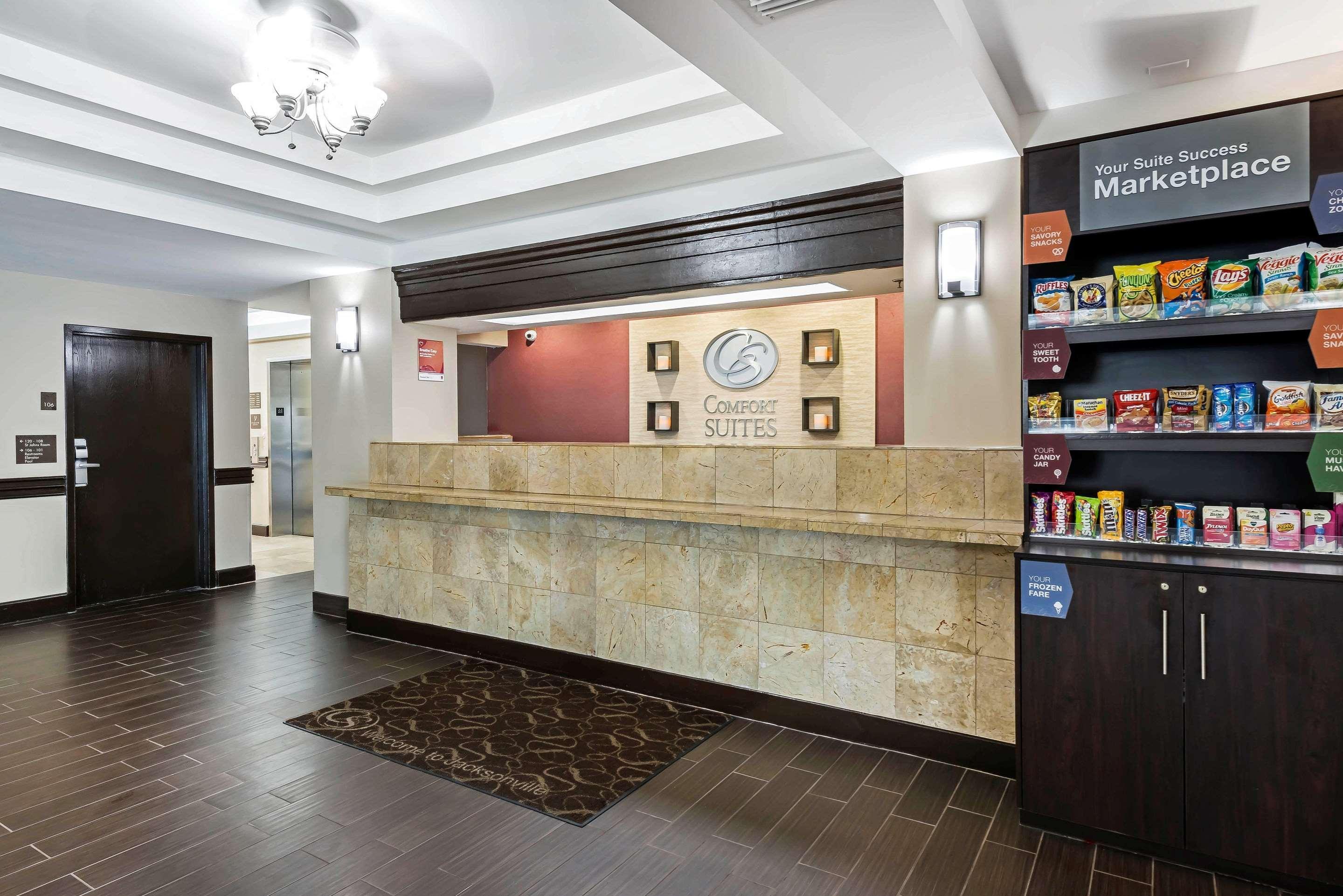 Hotel Comfort Baymeadows Near Butler Blvd