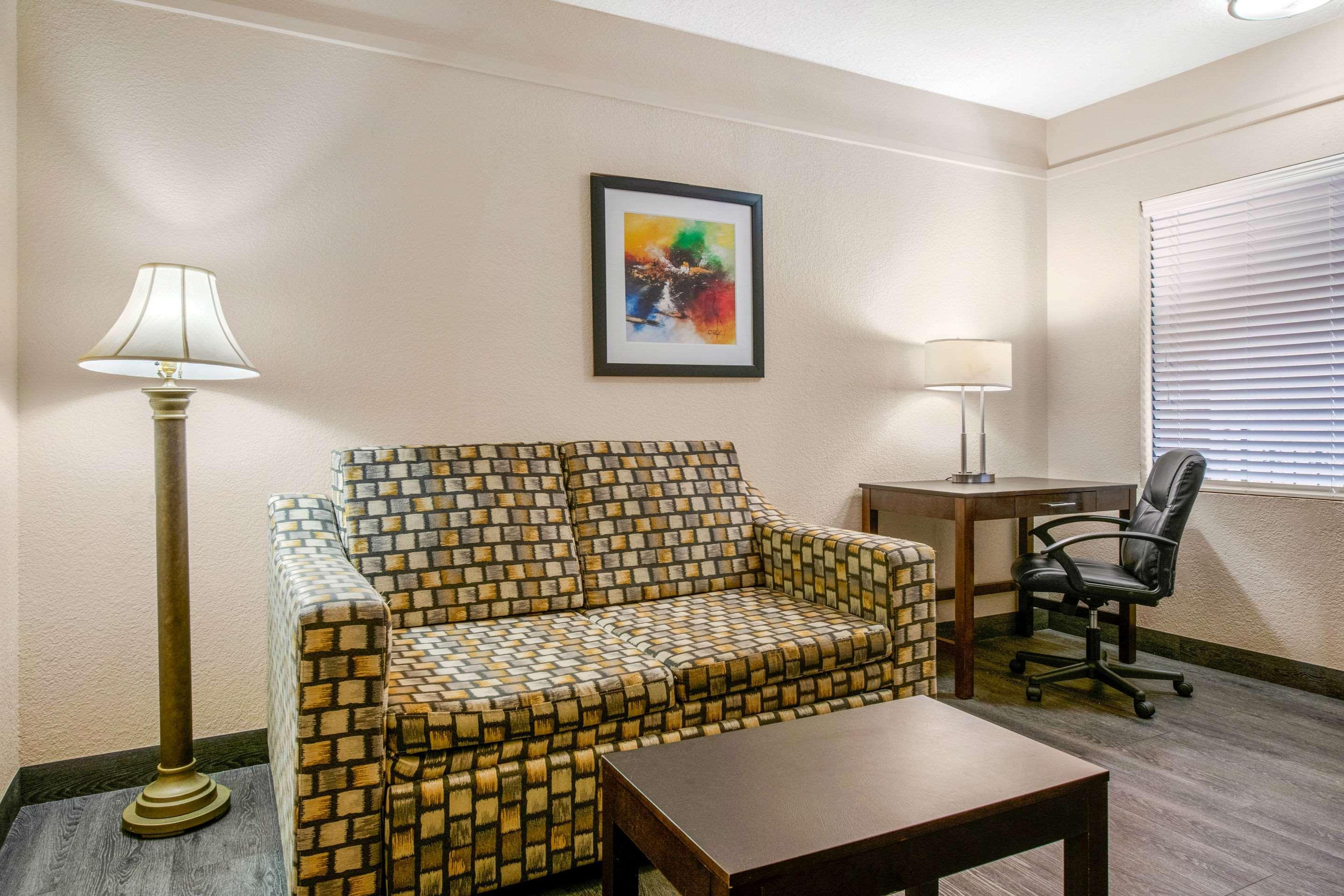 Quality & Jacksonville-baymeadows Hotel 2*