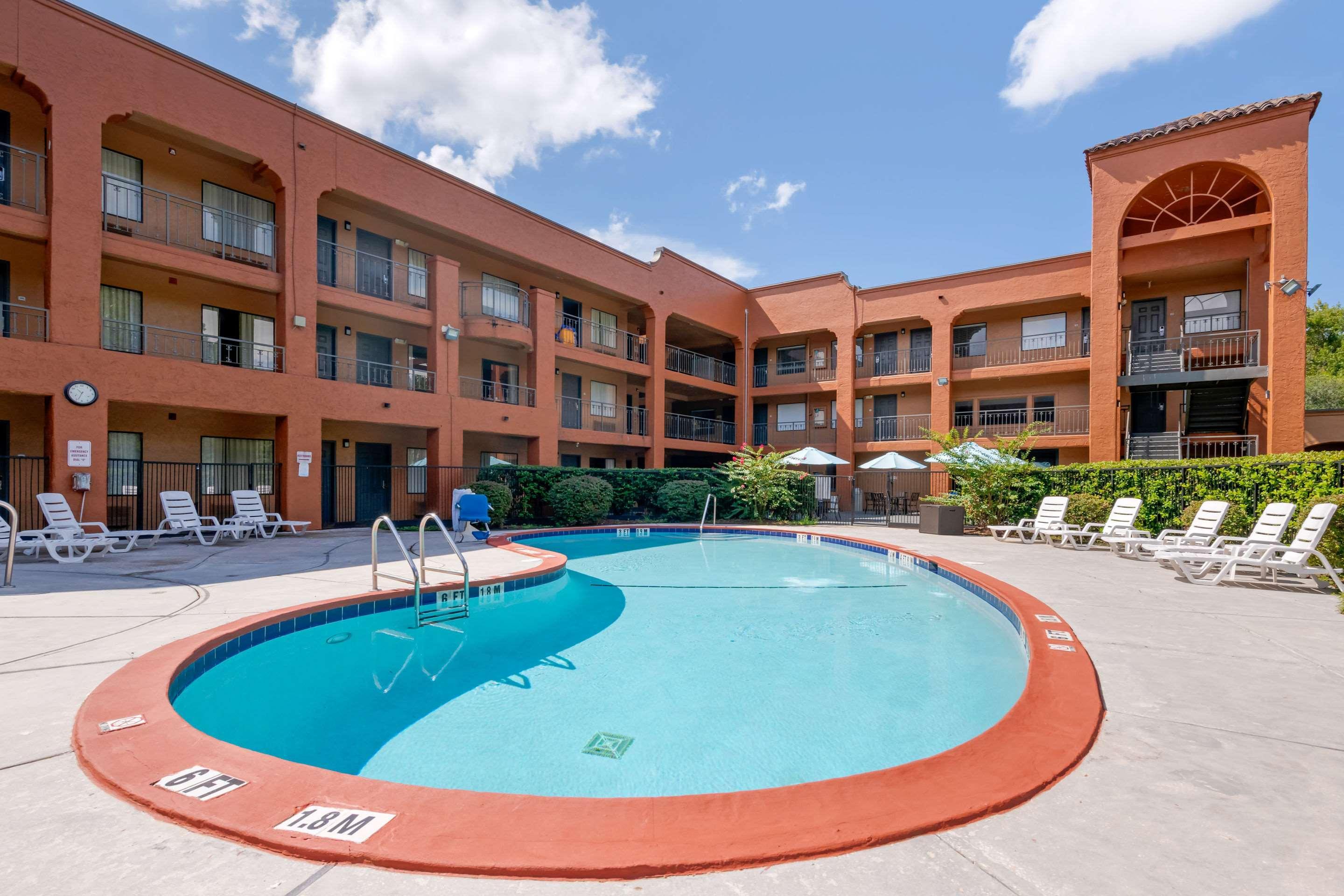 Hotel Quality & Jacksonville-baymeadows 2*