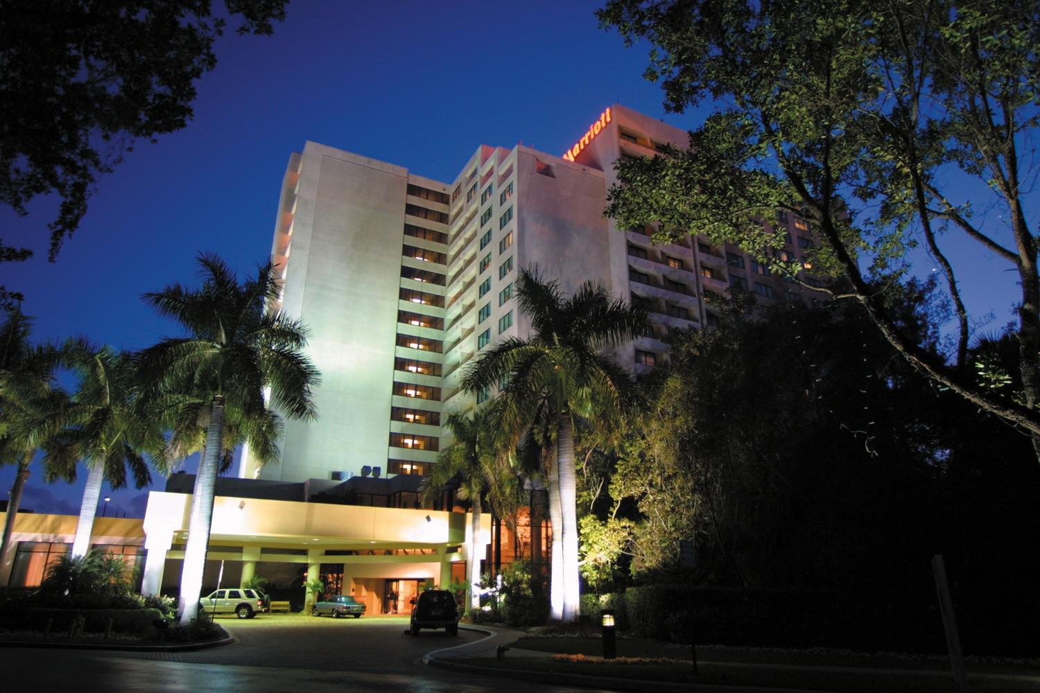 Lauderdale Marriott North Hotel
