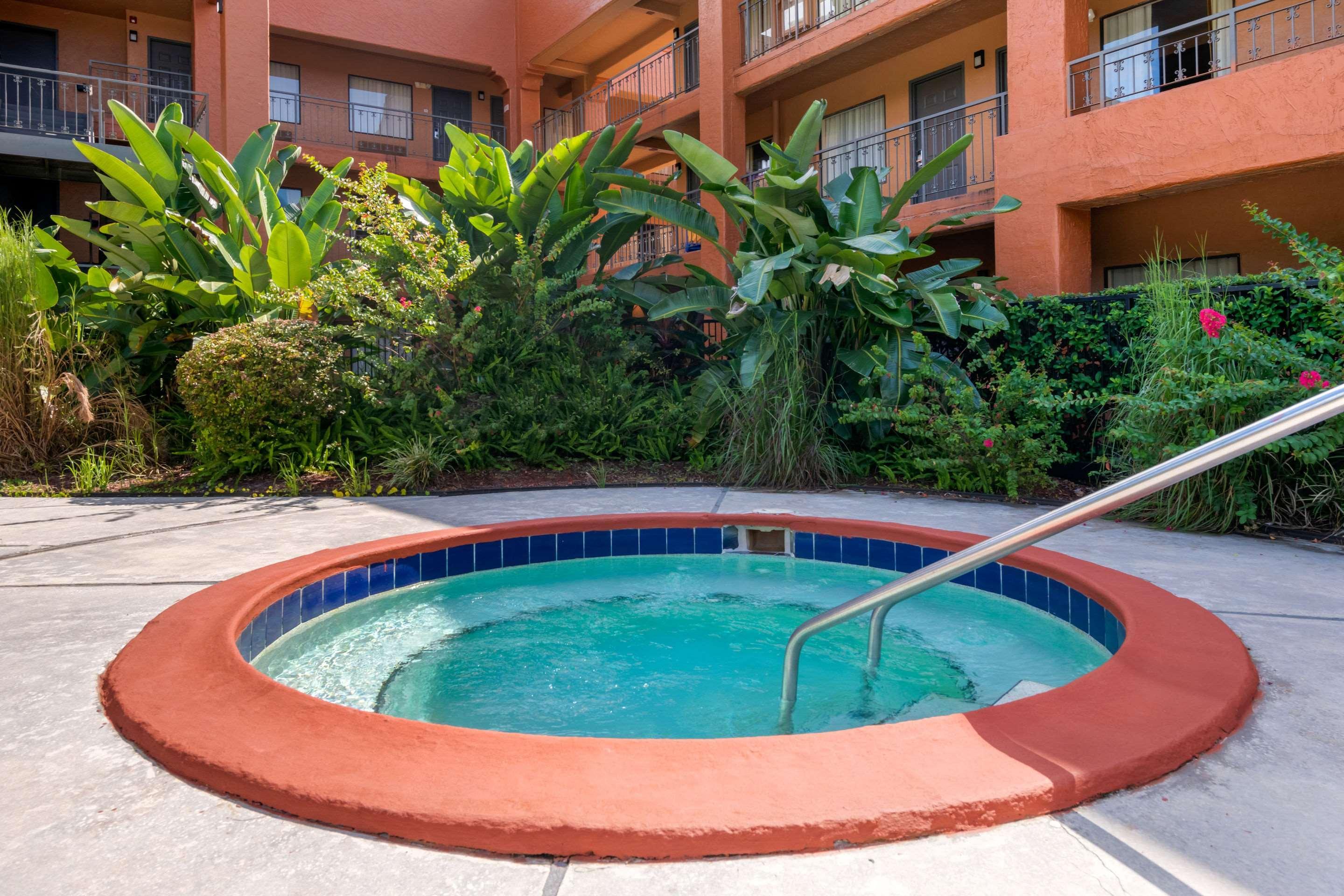Hotel Quality & Jacksonville-baymeadows 2*