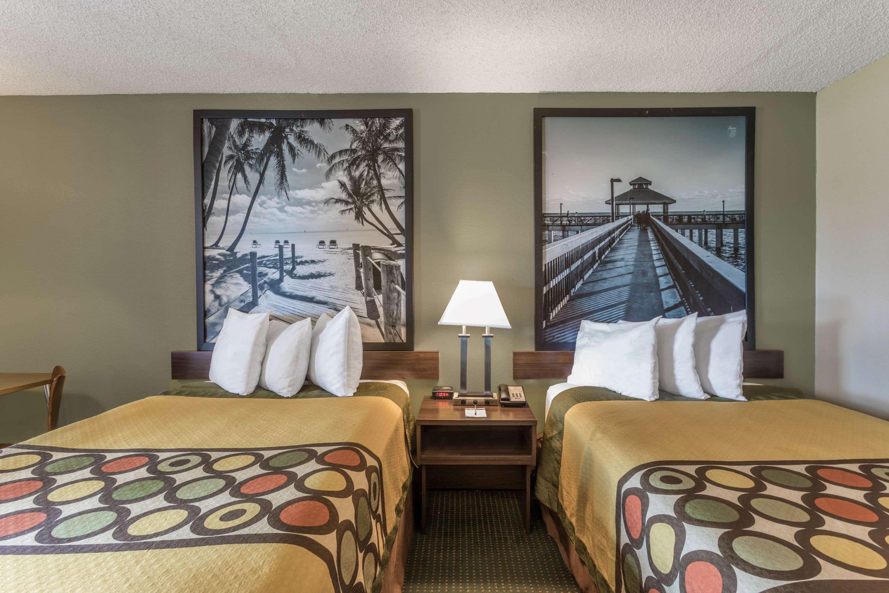 Super 8 By Wyndham I-75 Hotel