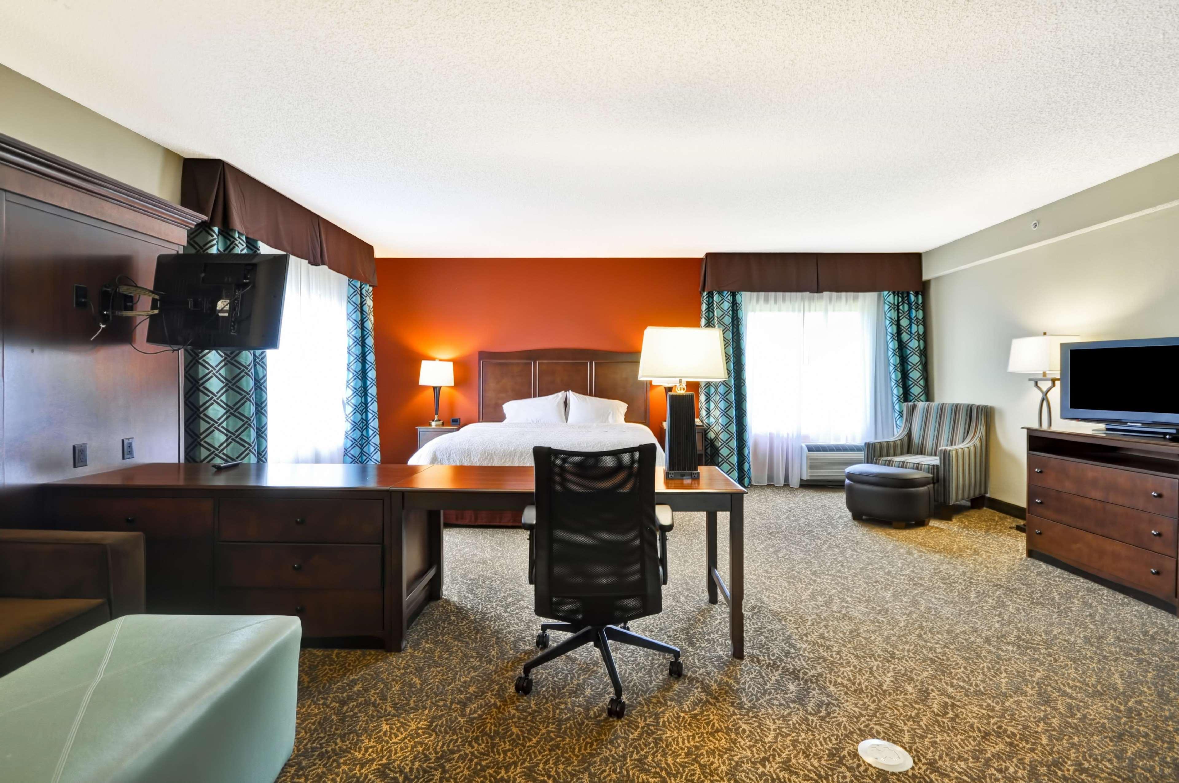 Hotel Hampton Deerfield