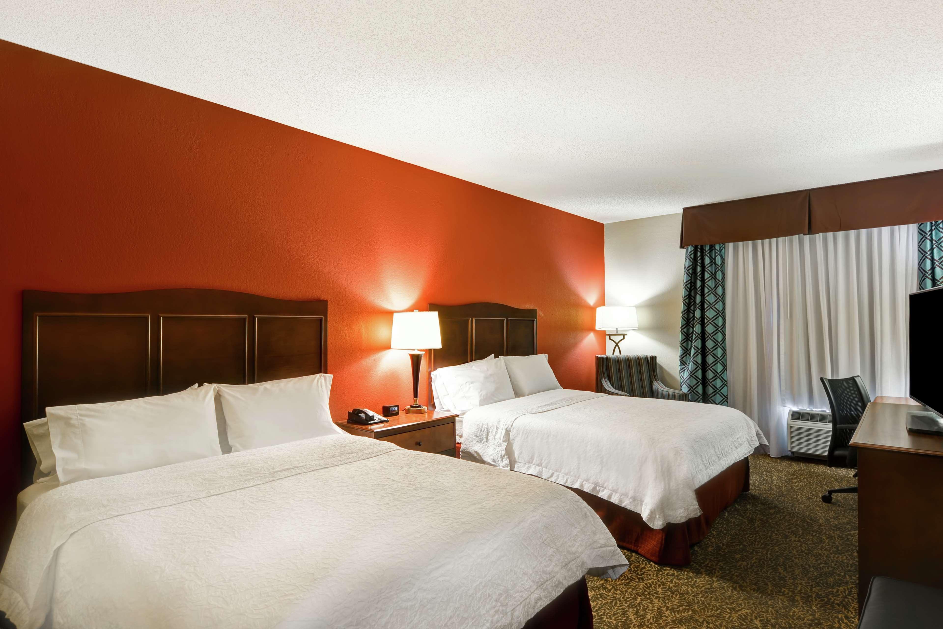 Hotel Hampton Deerfield