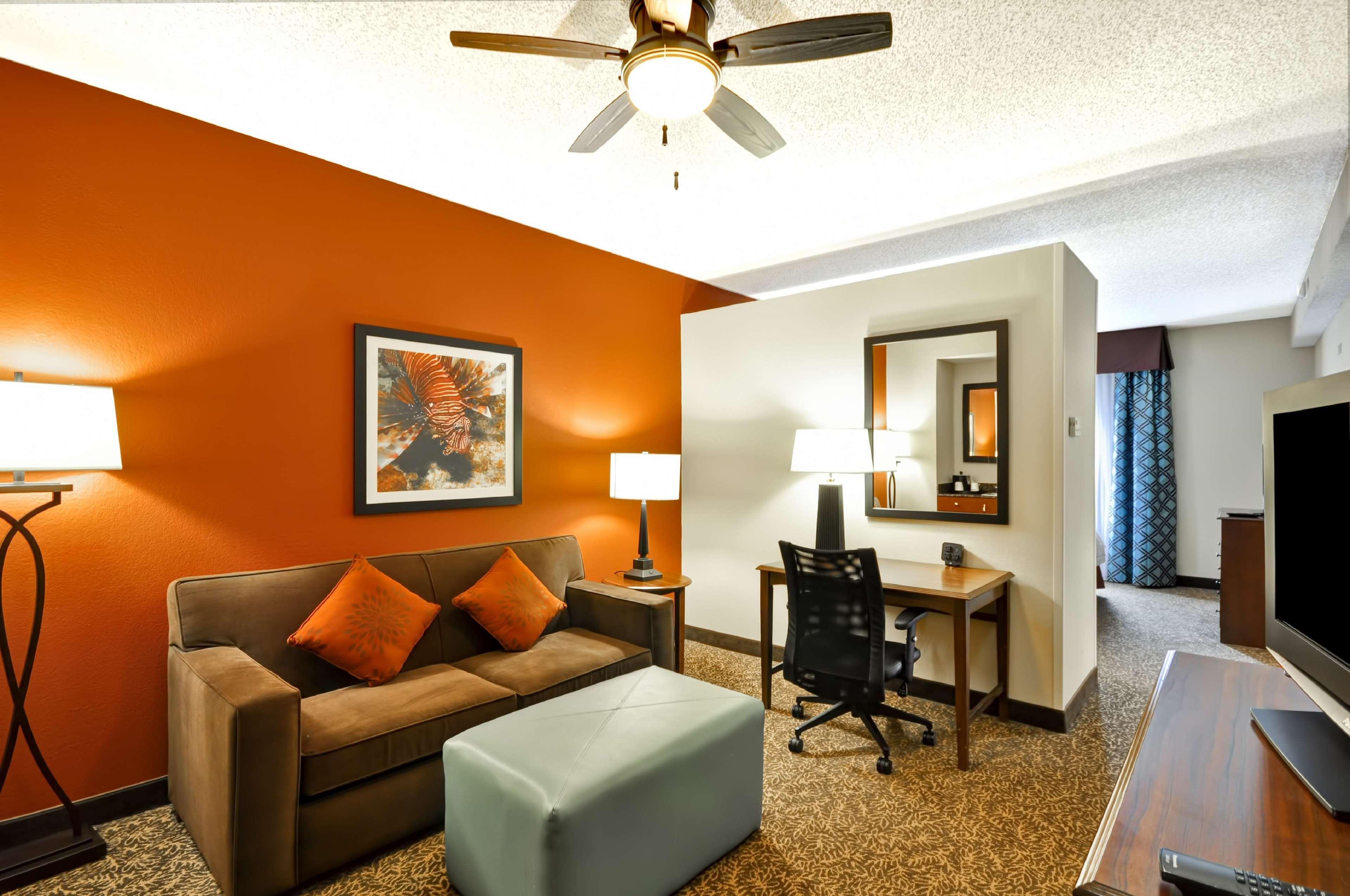 Hampton Deerfield Hotel