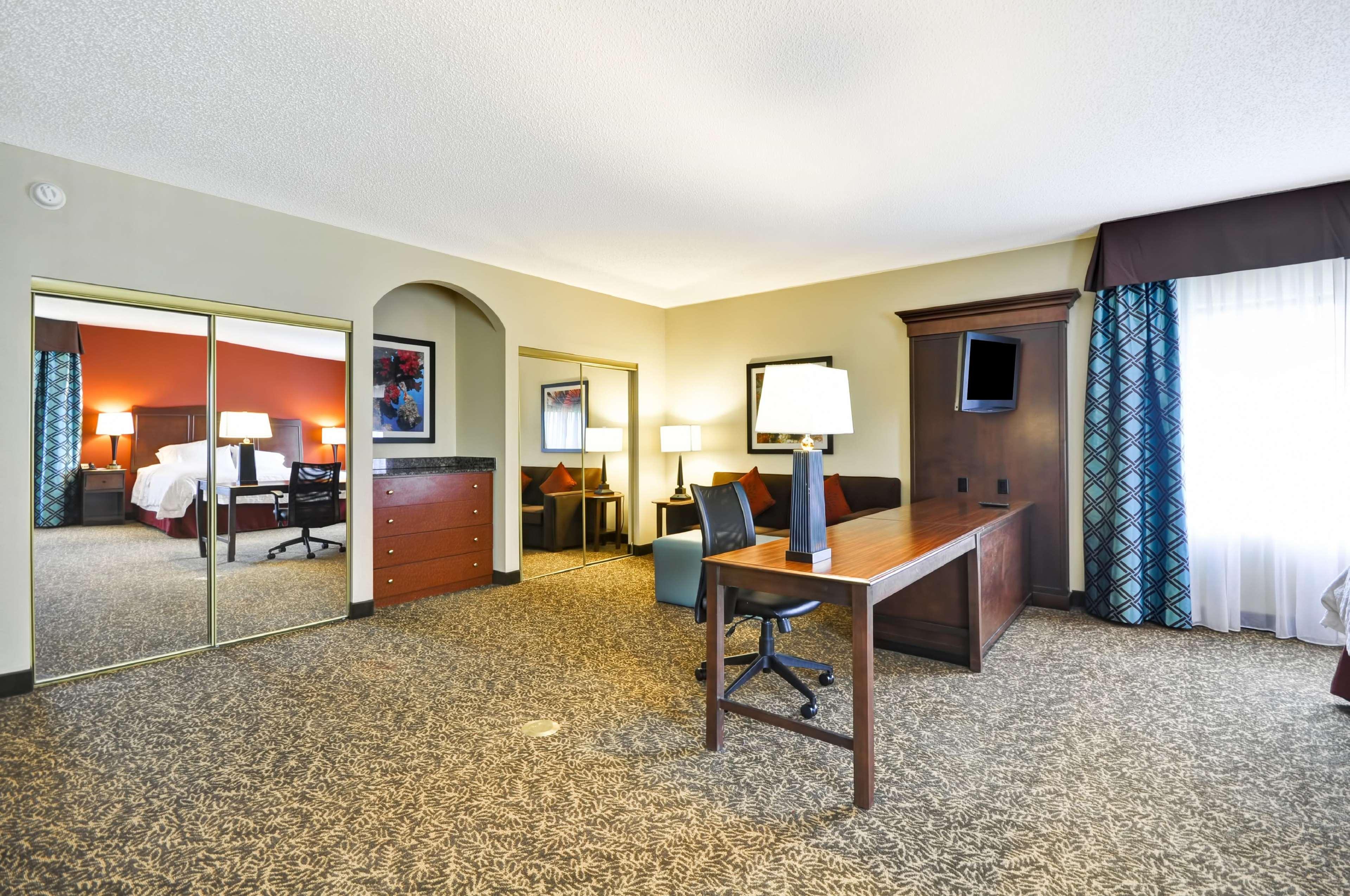Hotel Hampton Deerfield