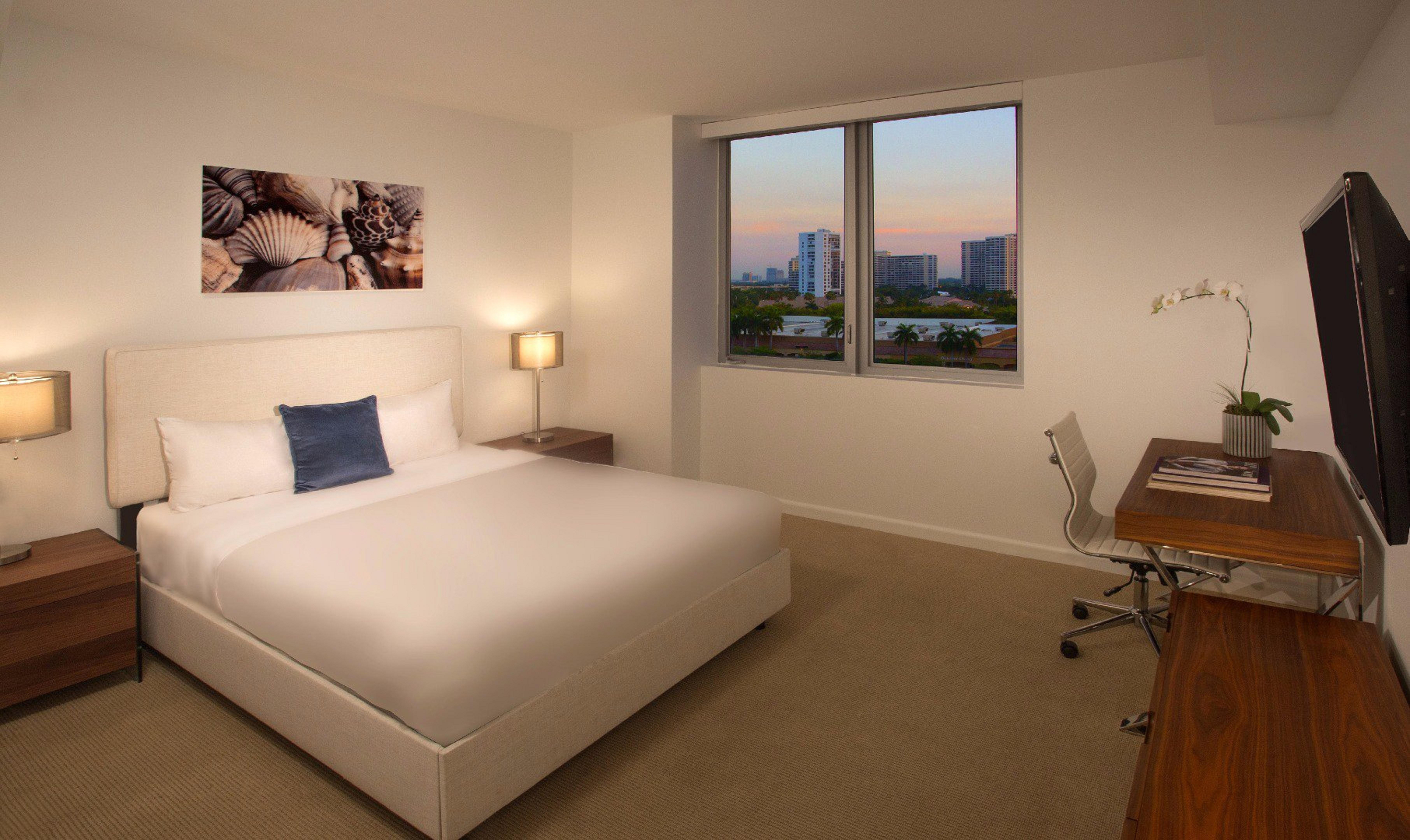 Beachwalk Elite And Aparthotel Hallandale Beach