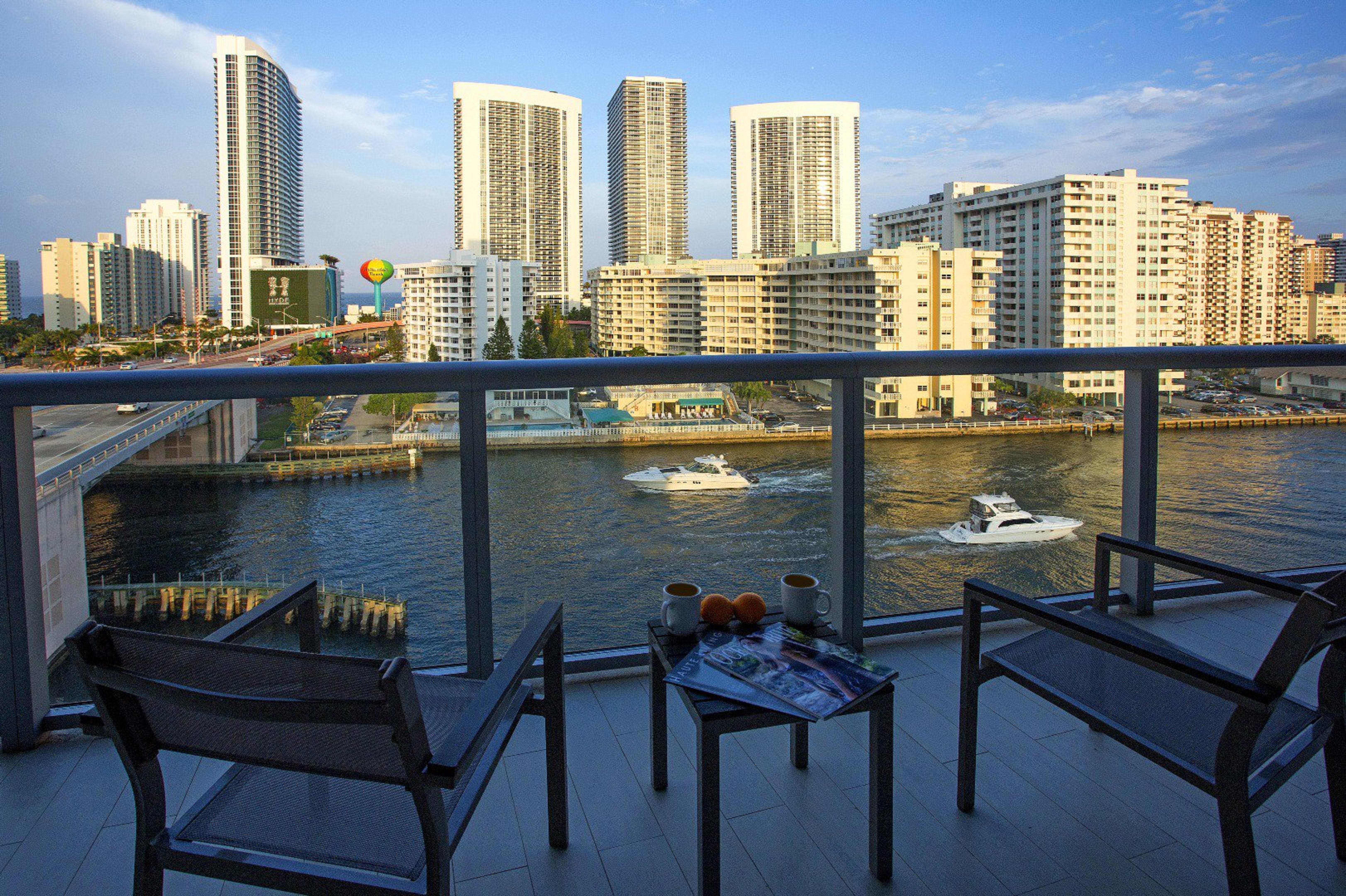 Beachwalk Elite And Aparthotel 4*