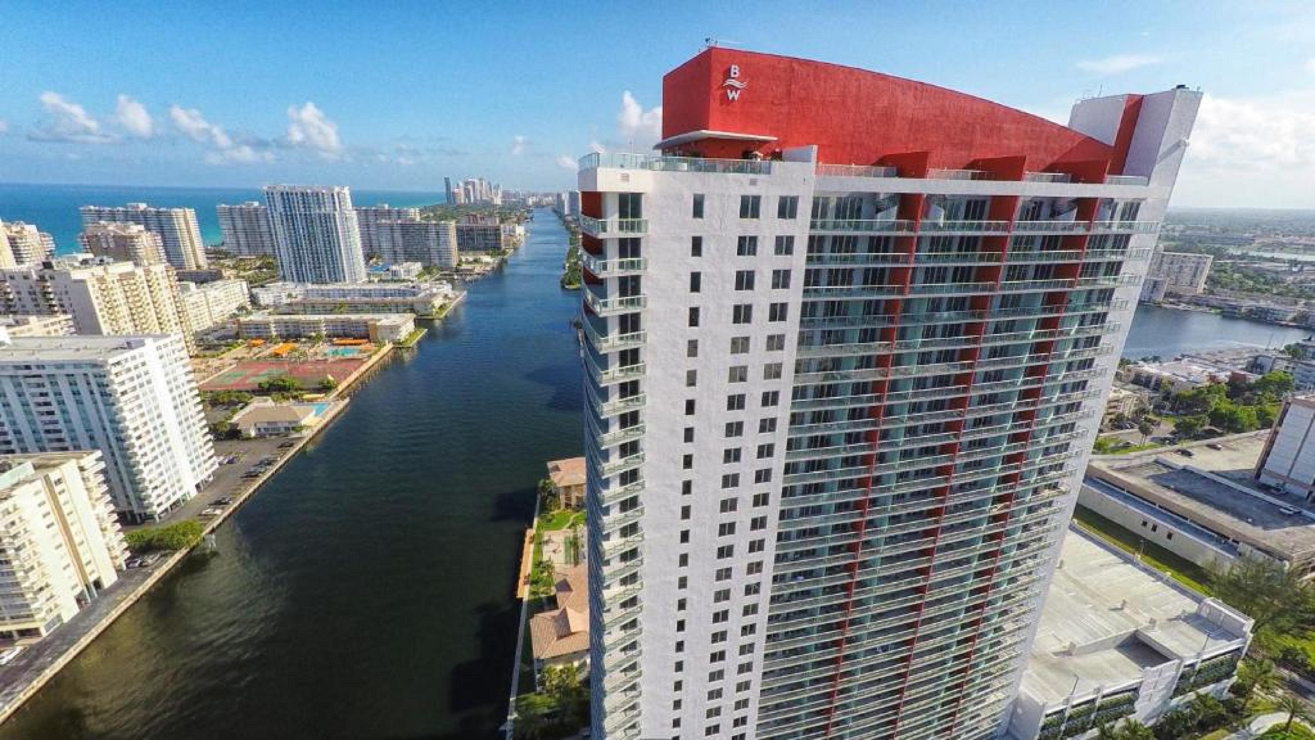 Beachwalk Elite And Hallandale Beach