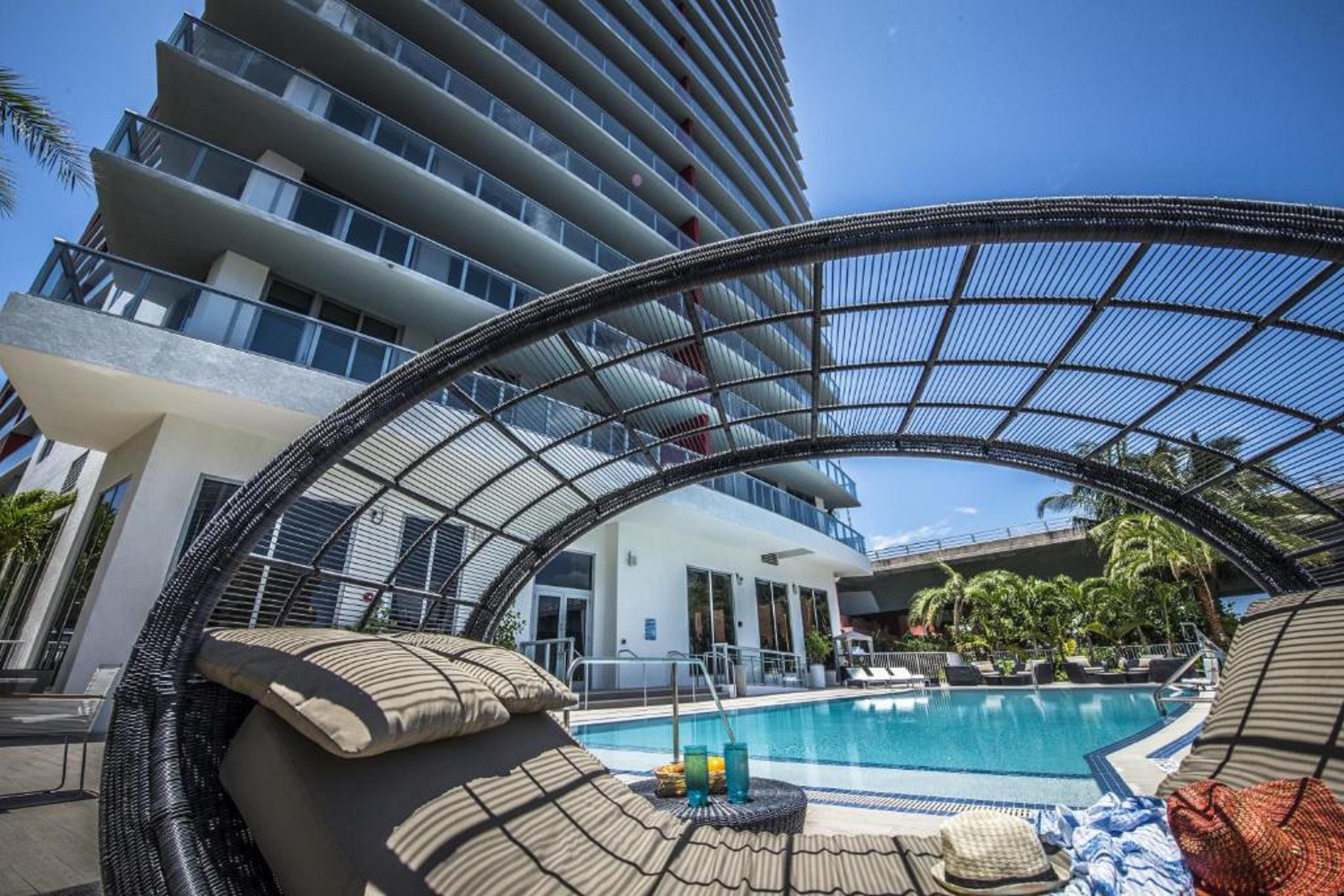 Beachwalk Elite And 4* Hallandale Beach