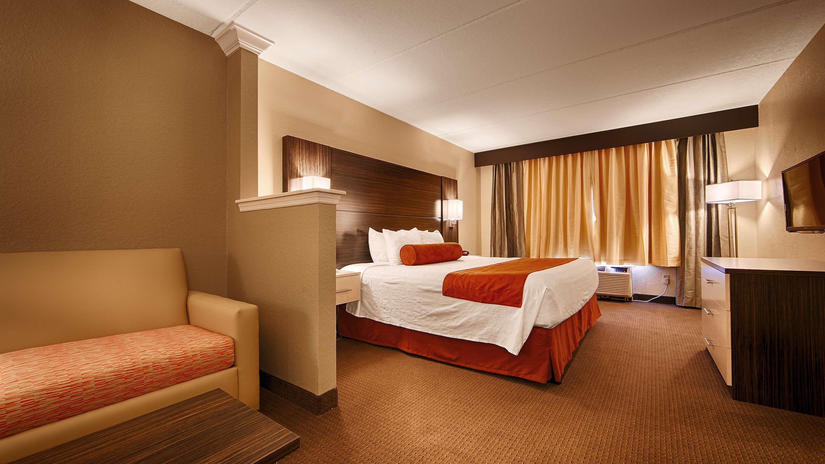Sonesta Essential