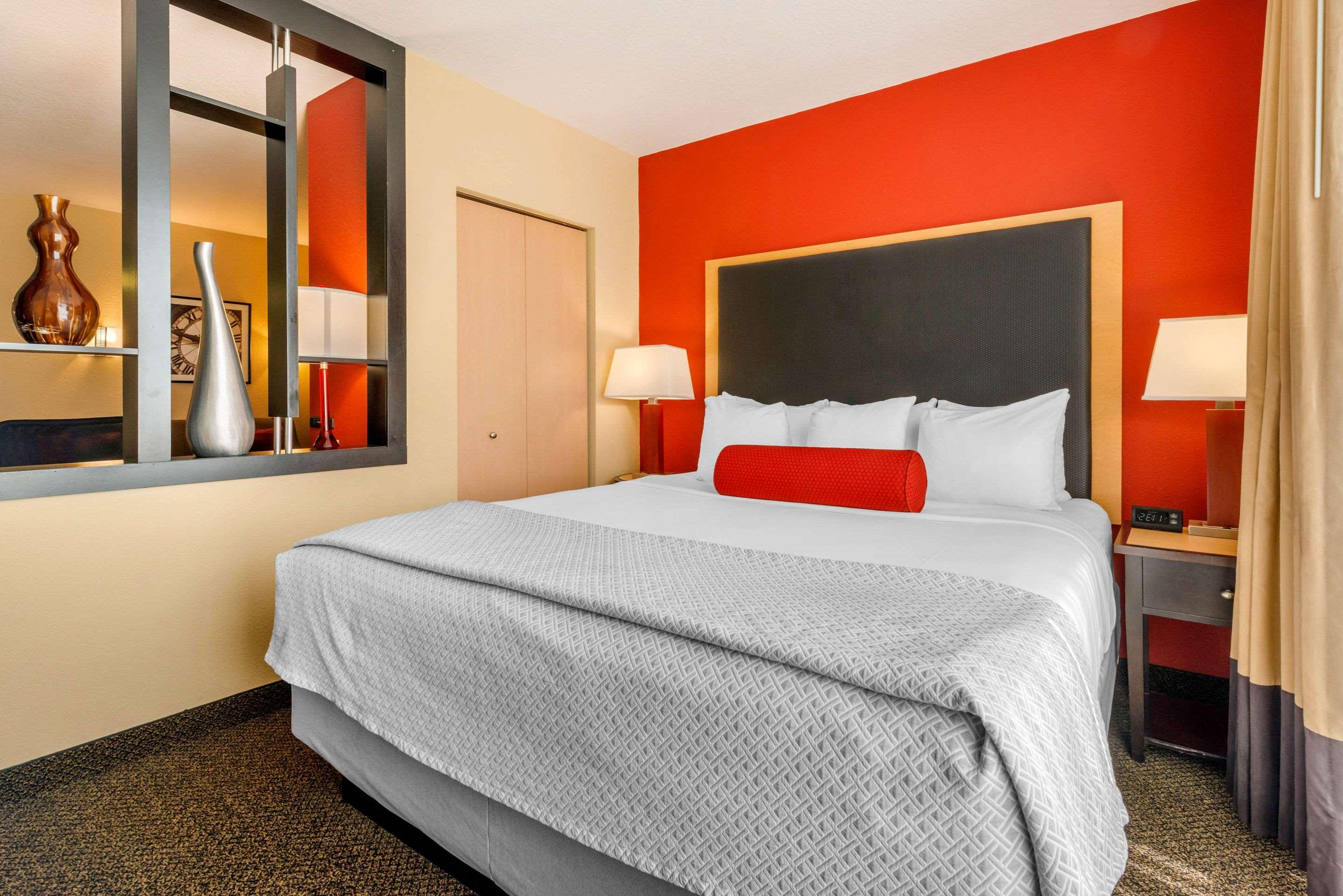 Cambria Ft Lauderdale, Airport South & Cruise Port