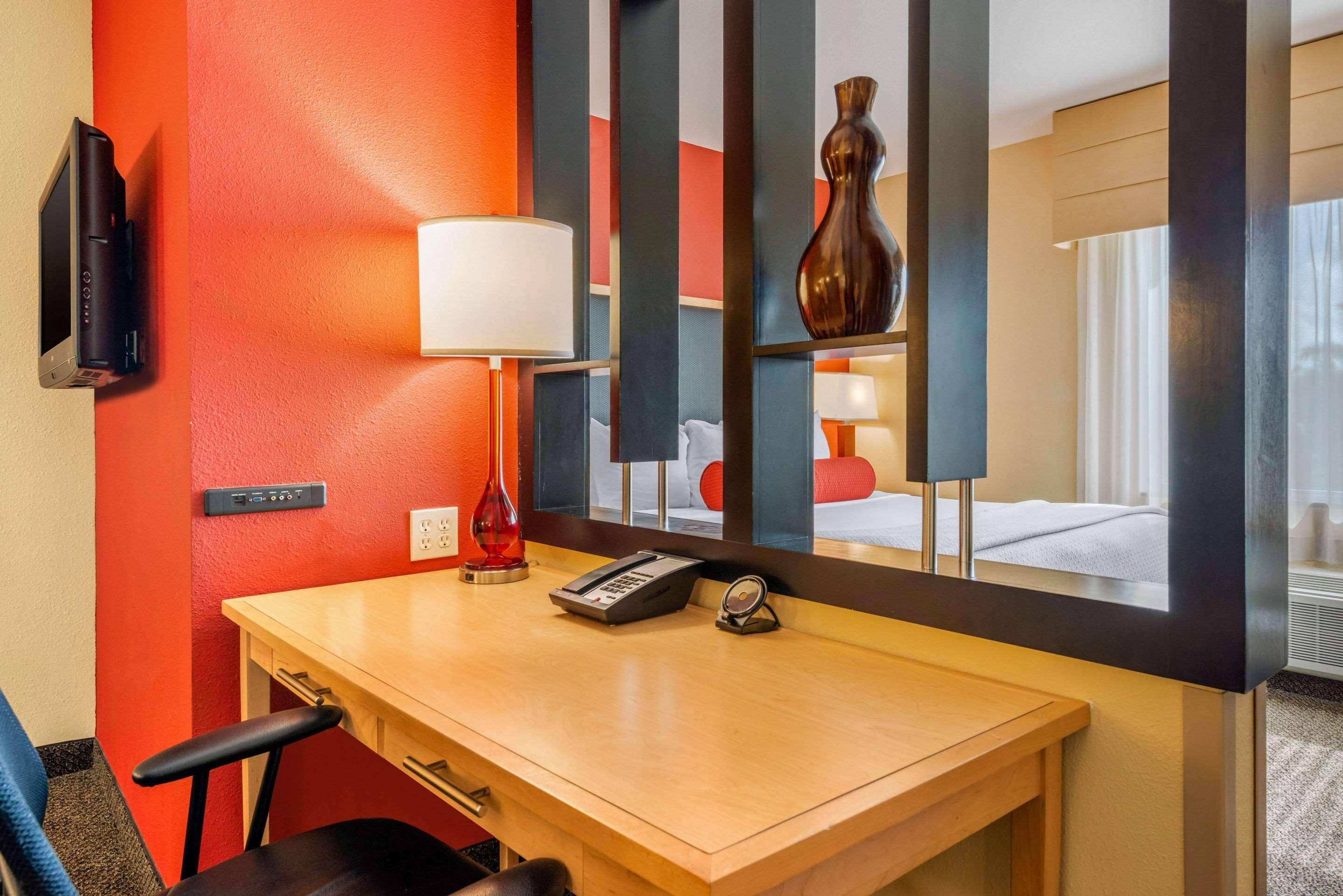 Cambria Ft Lauderdale, Airport South & Cruise Port Dania Beach