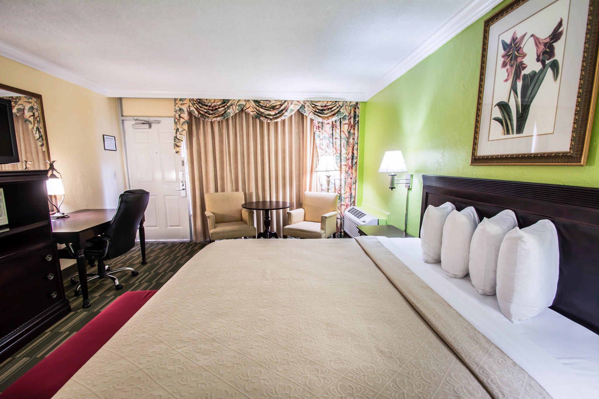 Quality Ormond Oceanfront 3*