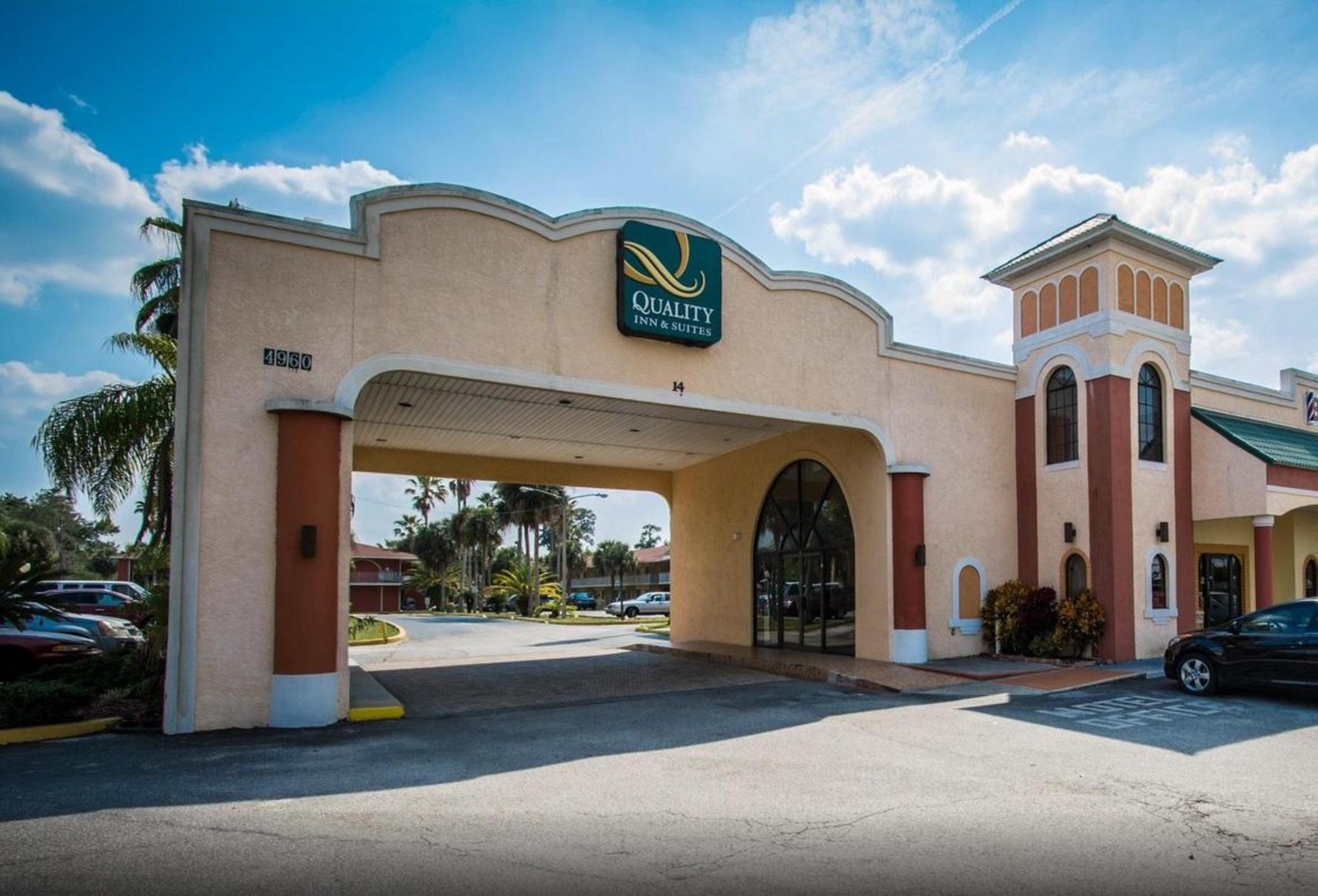 Quality & Eastgate Hotel 2*