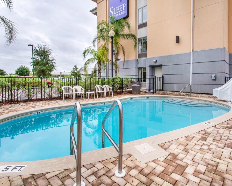 Hotel Sleep & West Jacksonville