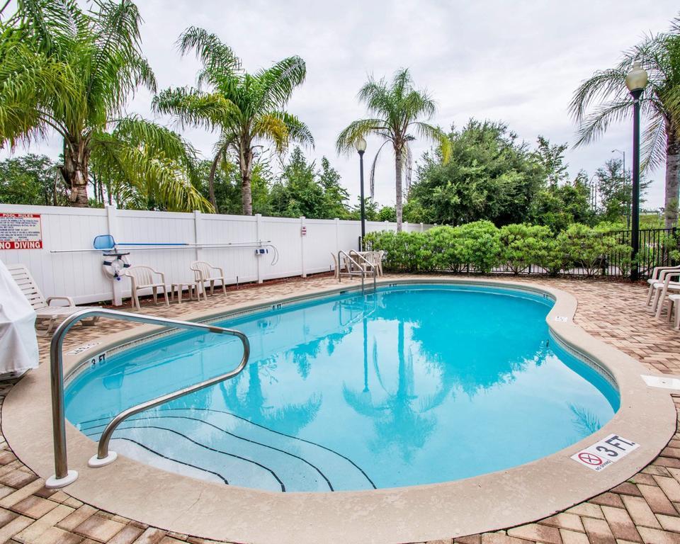 Hotel Sleep & West Jacksonville