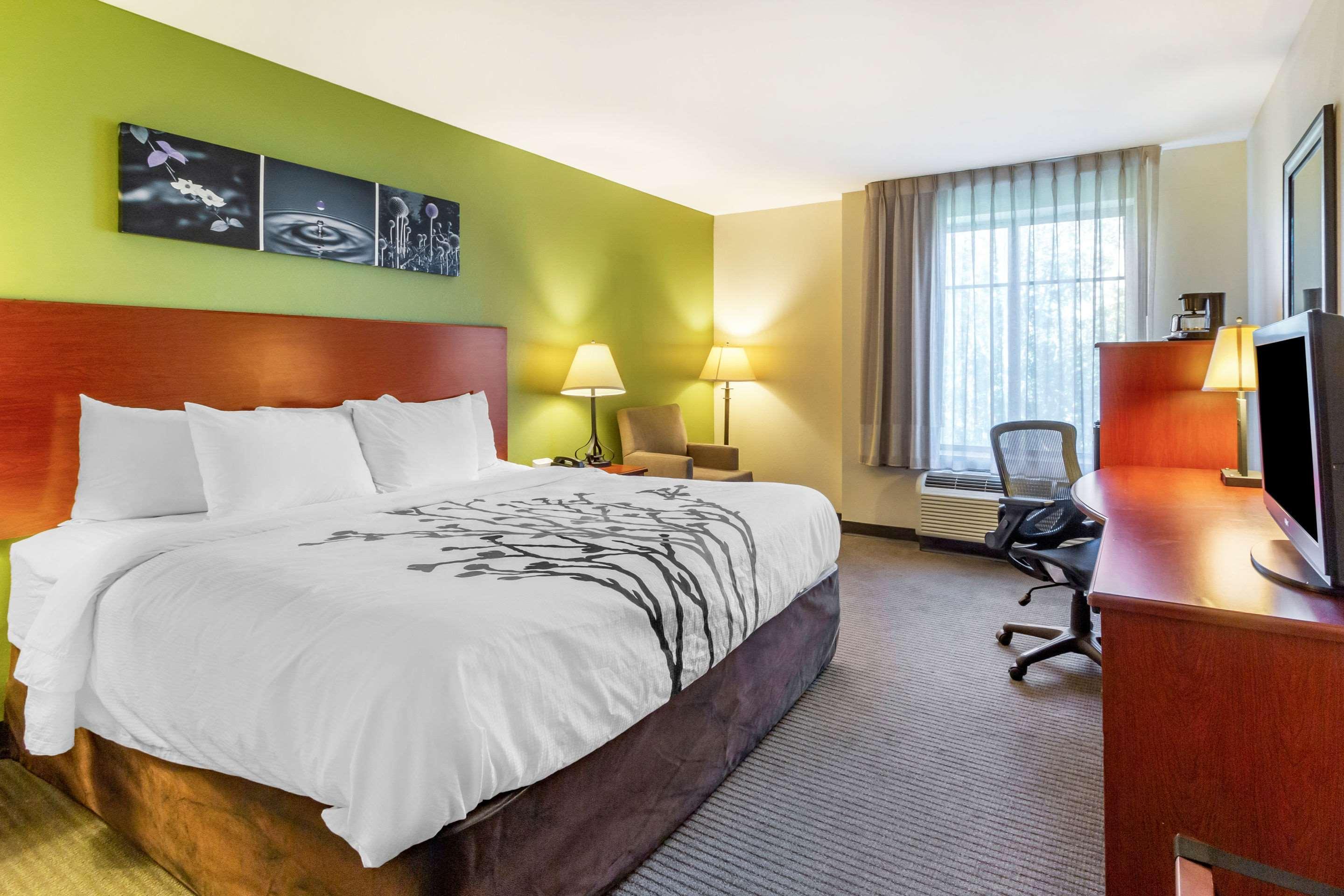 Sleep & West Hotel 2*