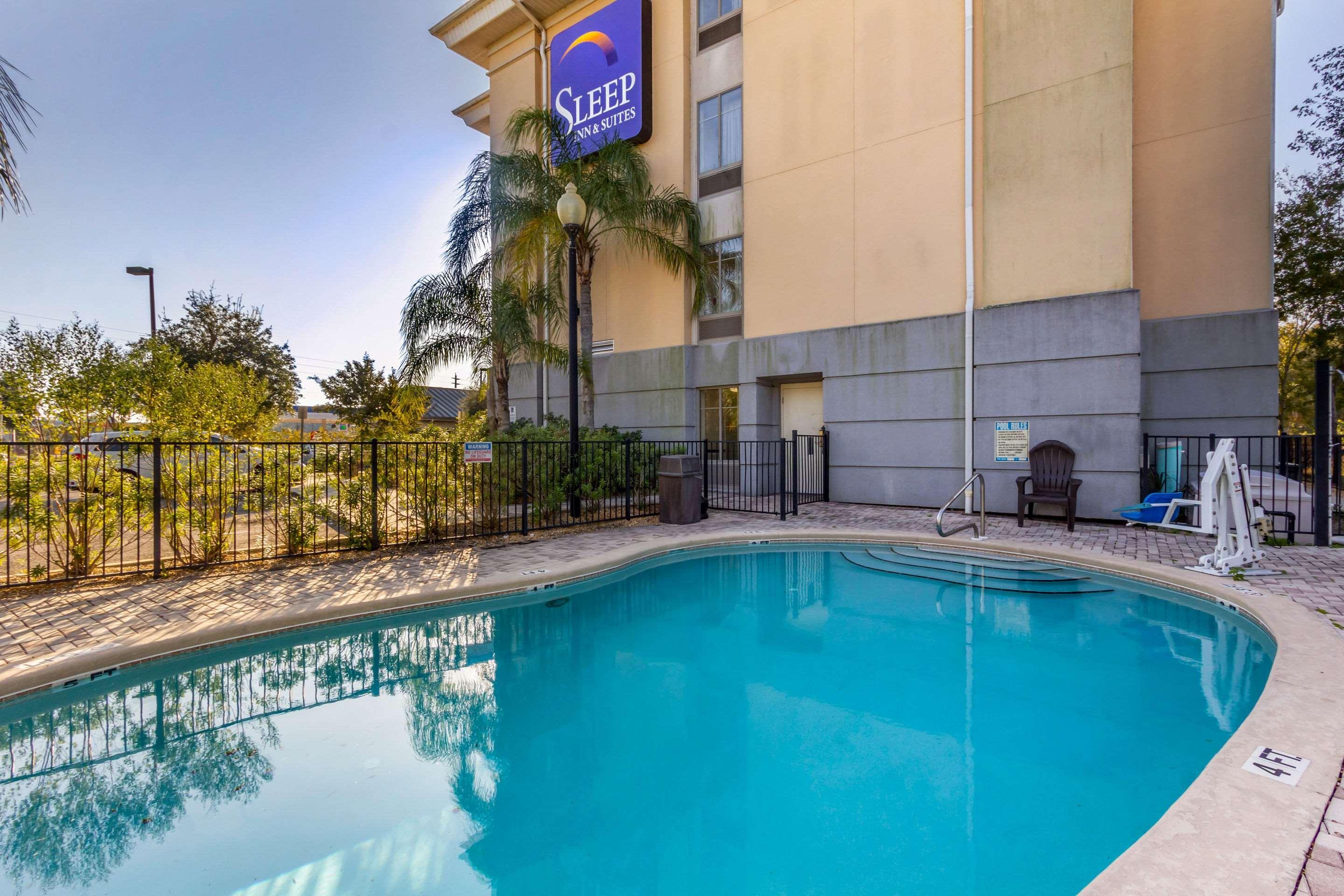 Hotel Sleep & West Jacksonville