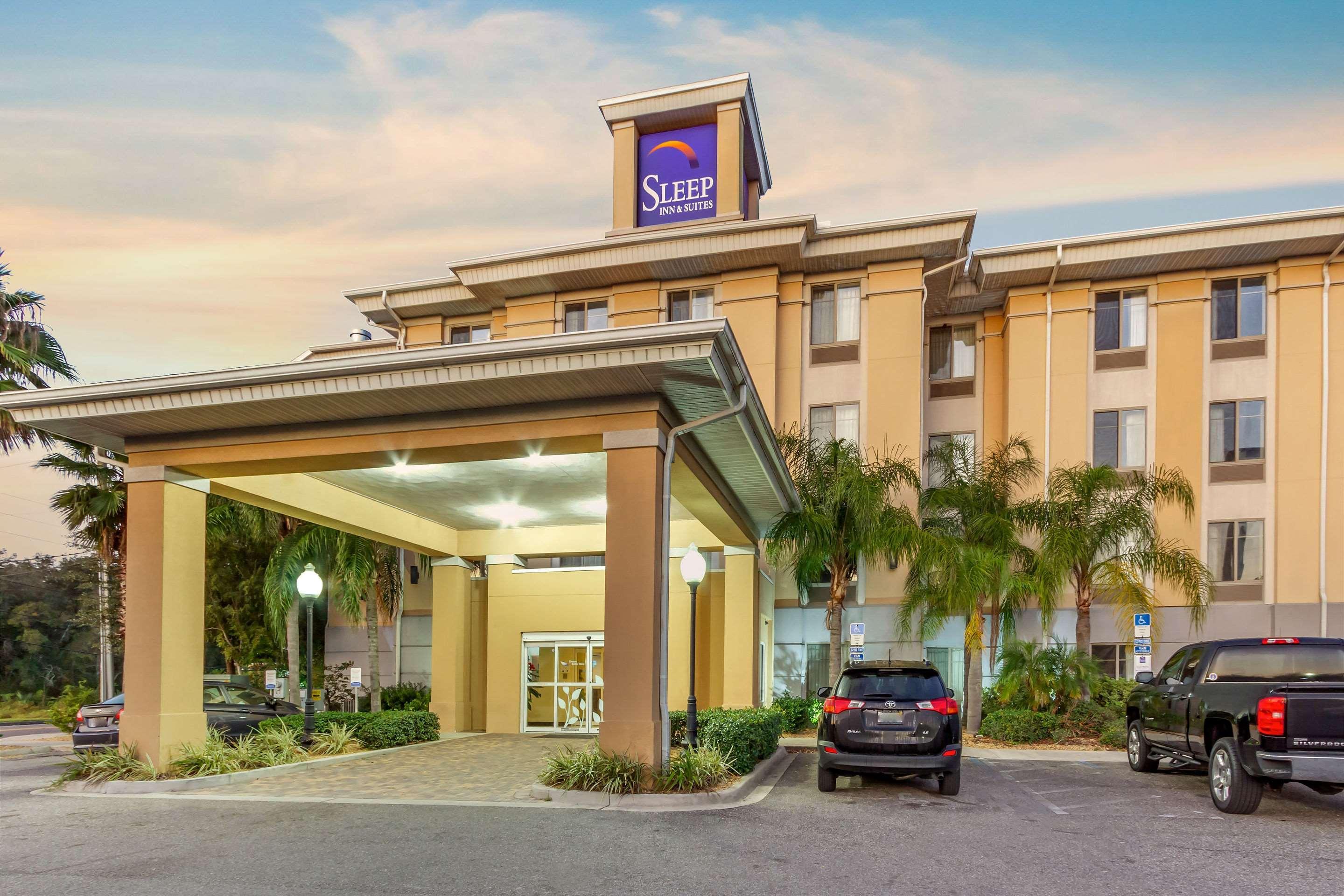 Sleep & West Hotel 2*