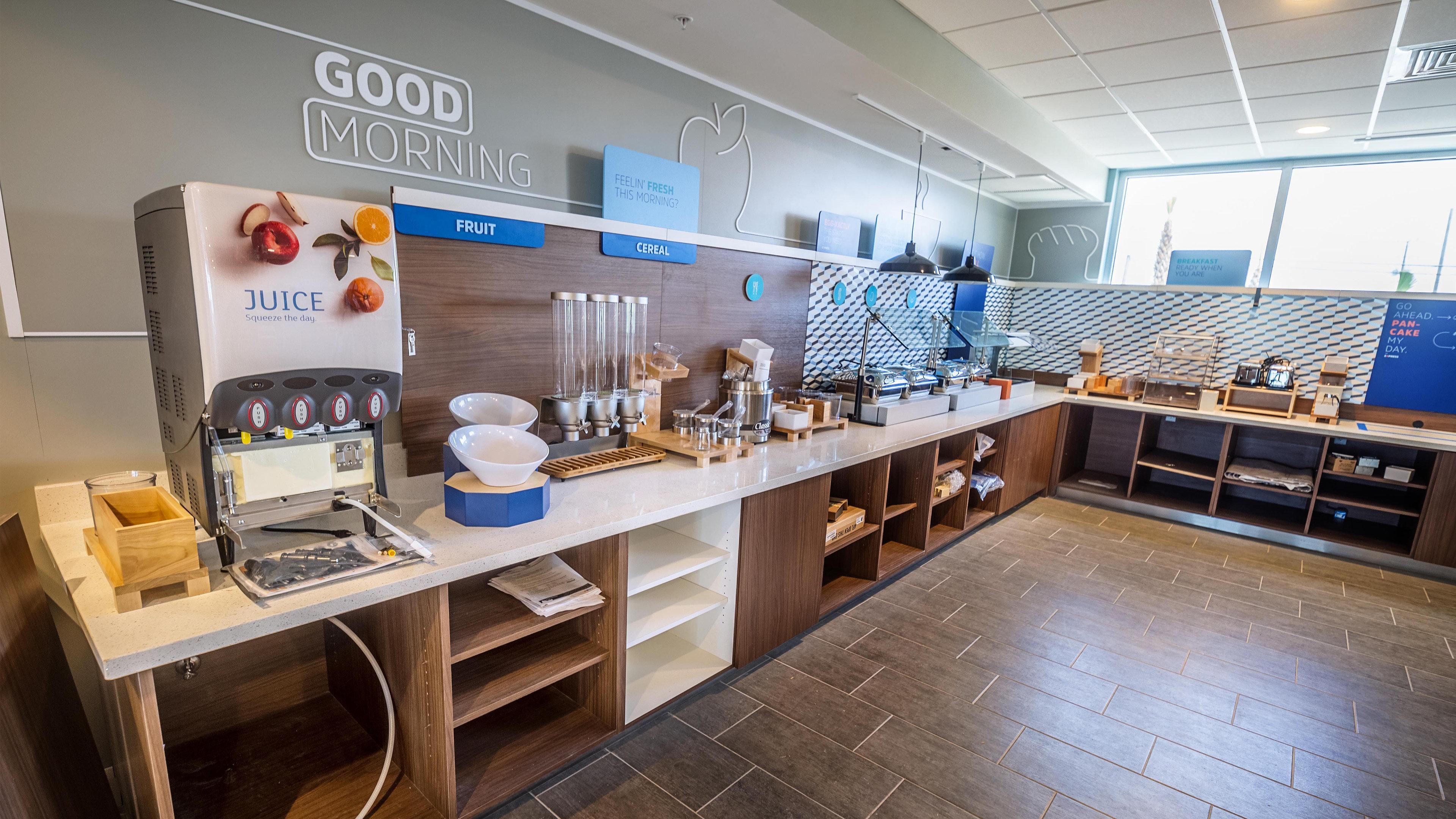 Holiday Inn Express & Suites Panama City Beach Beachfront By Ihg Resort