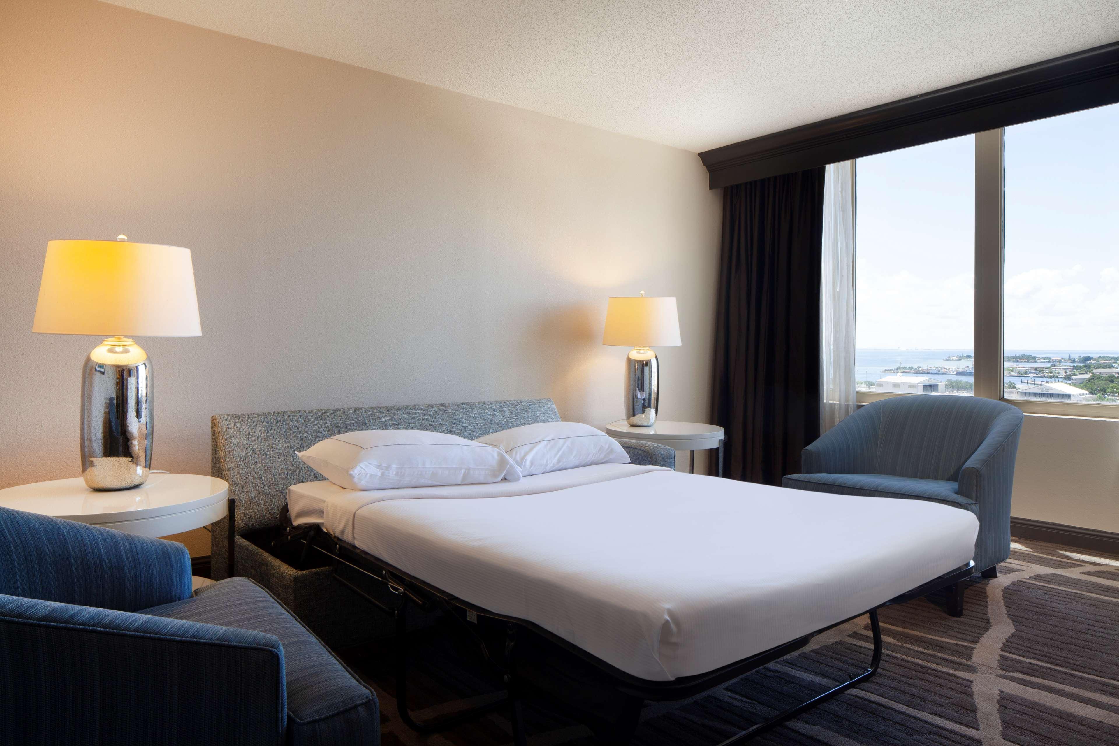 Hotel Hilton Bayfront 4*