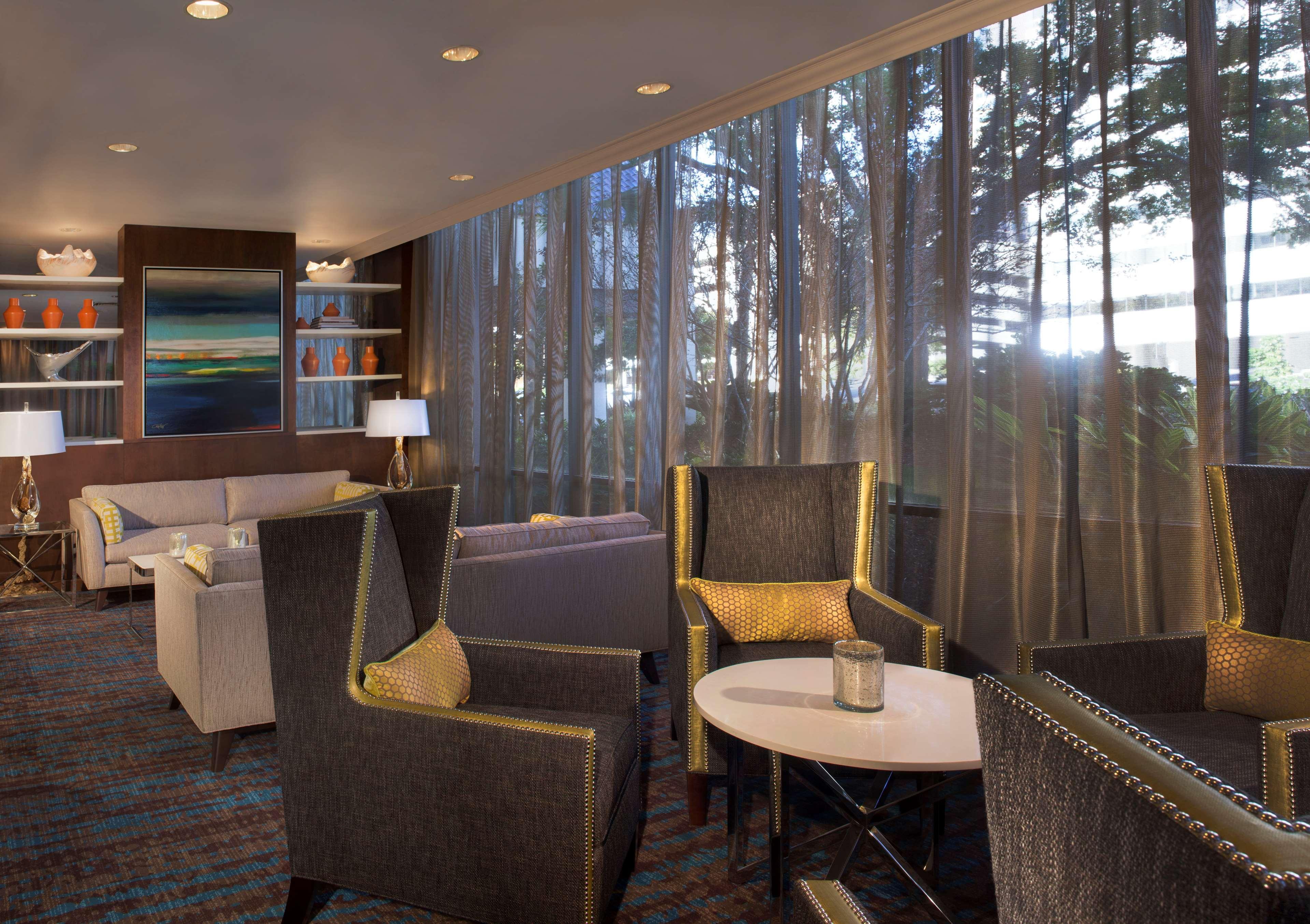 Hilton Bayfront 4* St. Petersburg