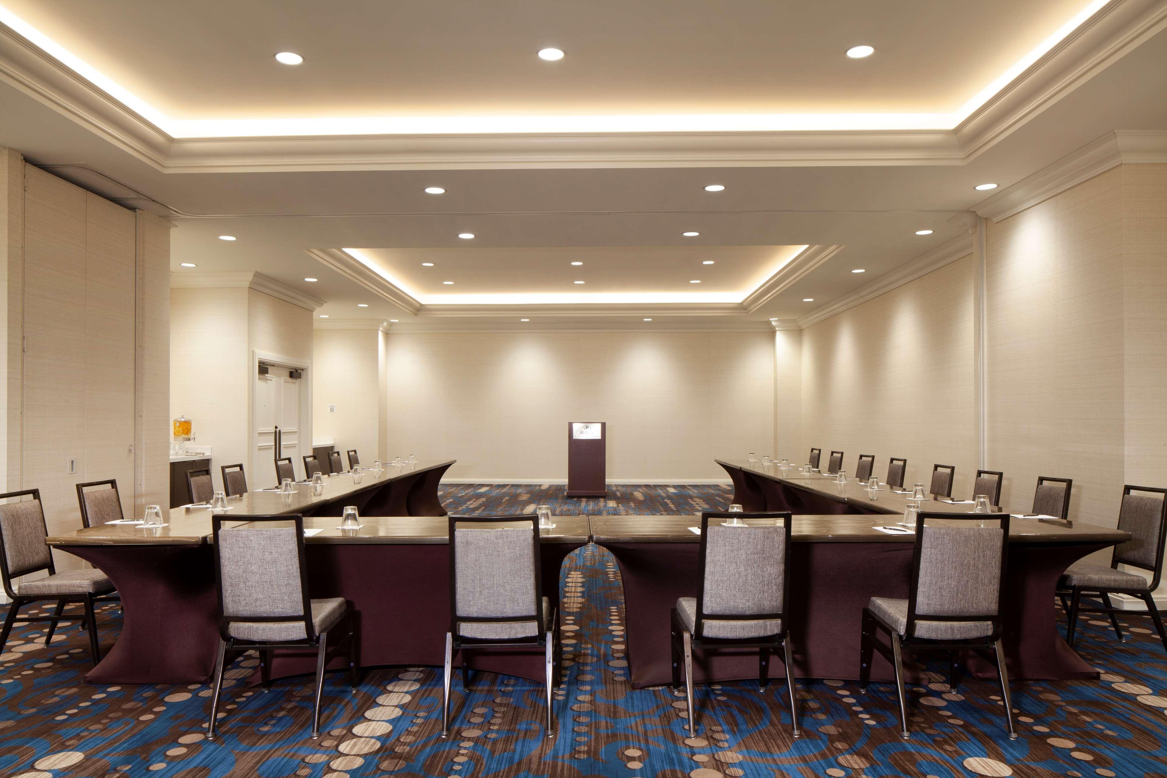 Hilton Bayfront 4*