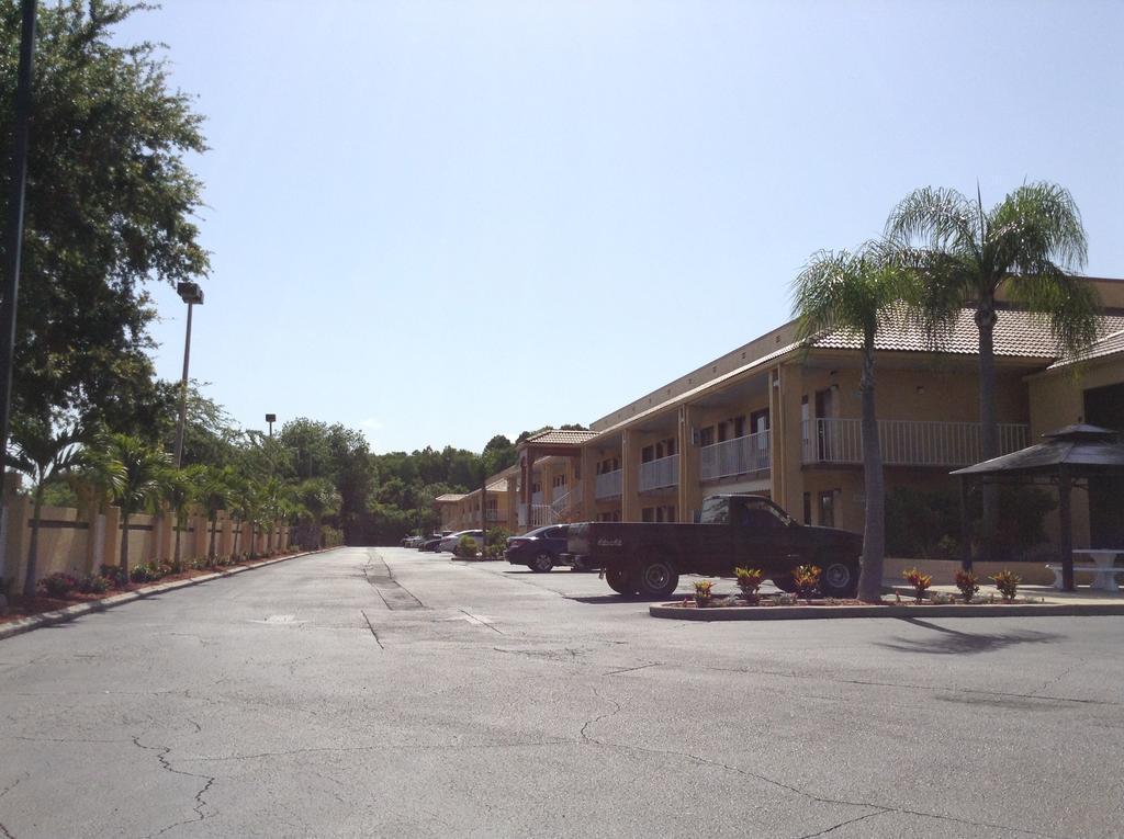 Inn Rodeway North 2*