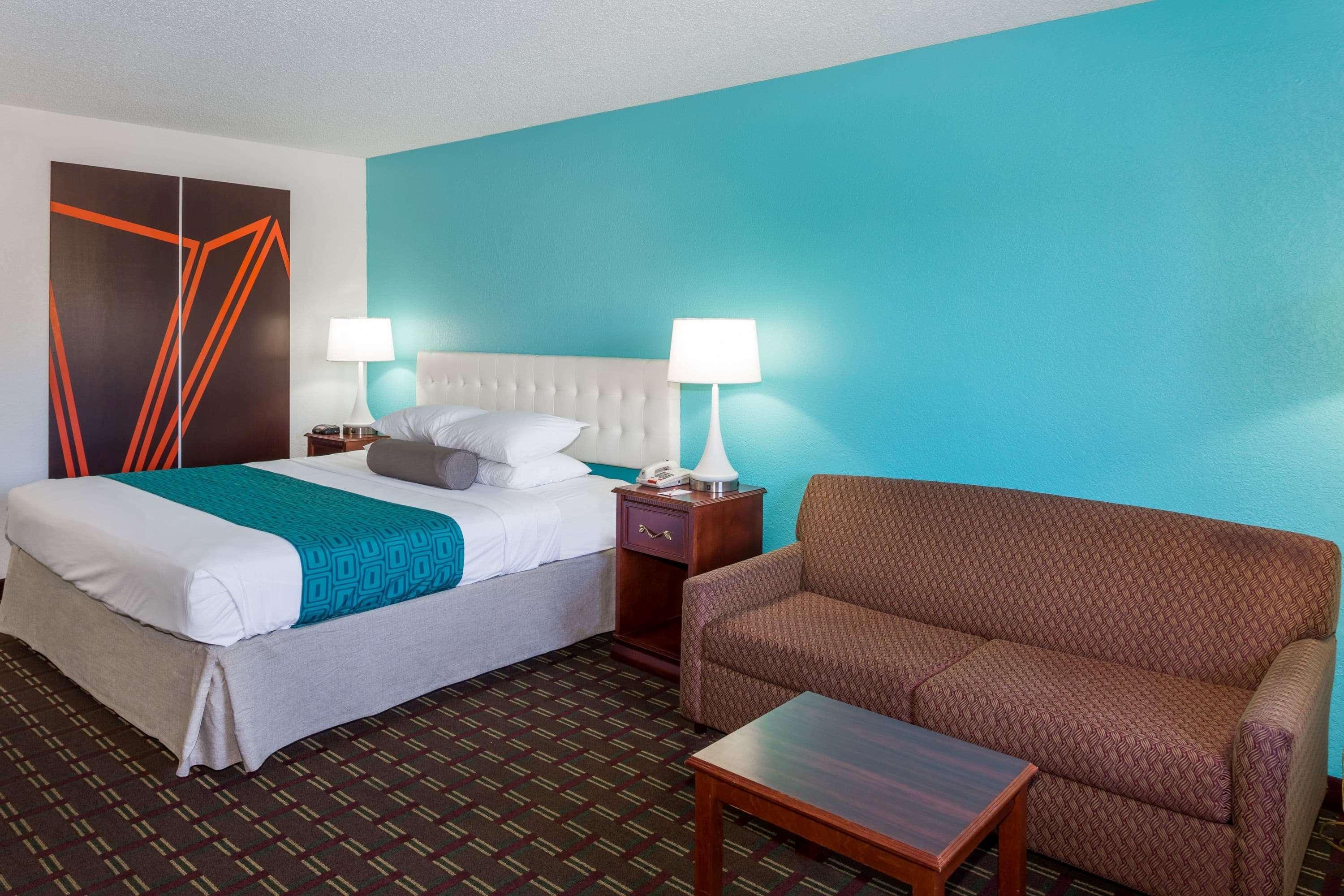 Rodeway North Inn 2*