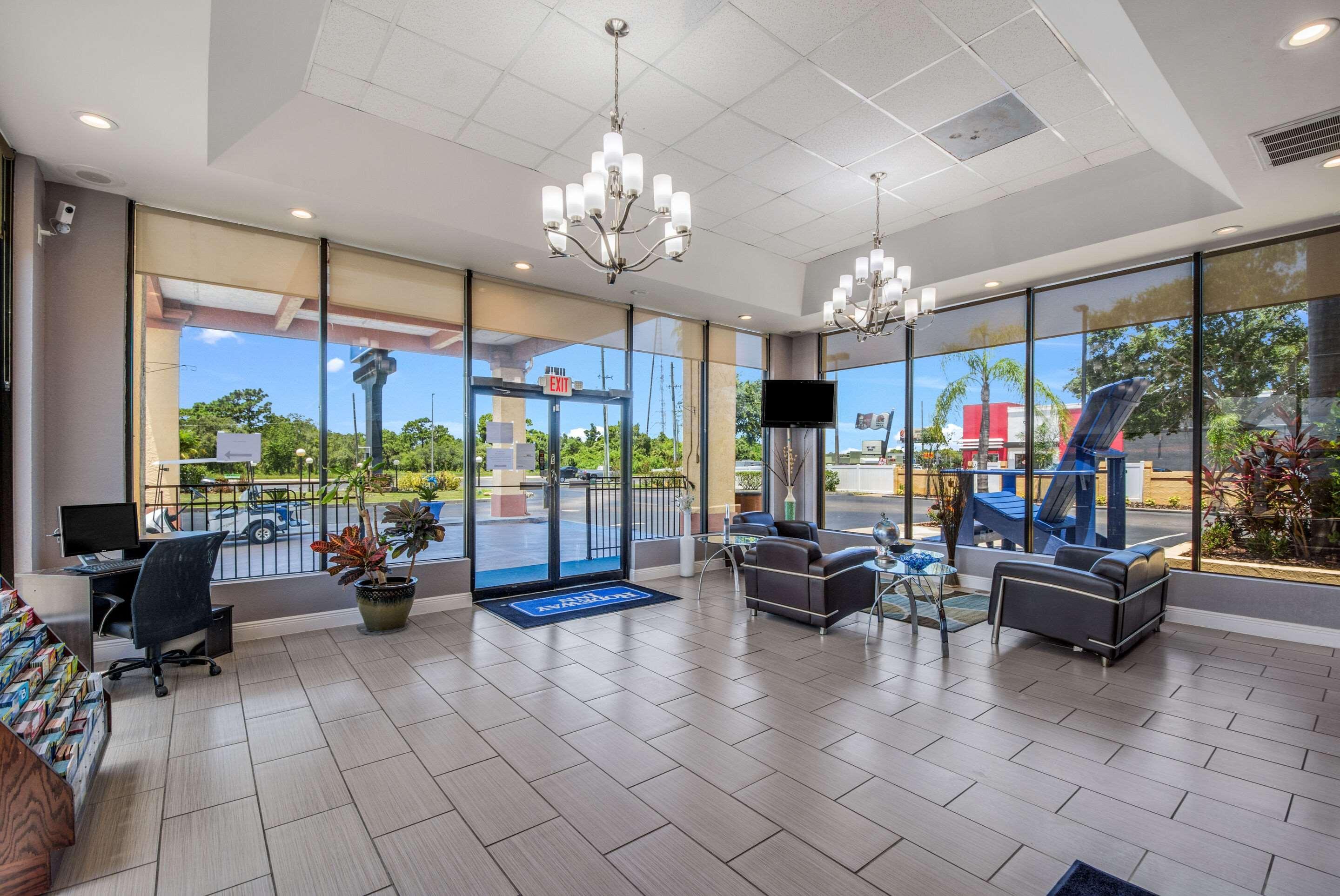 Rodeway North Inn 2*