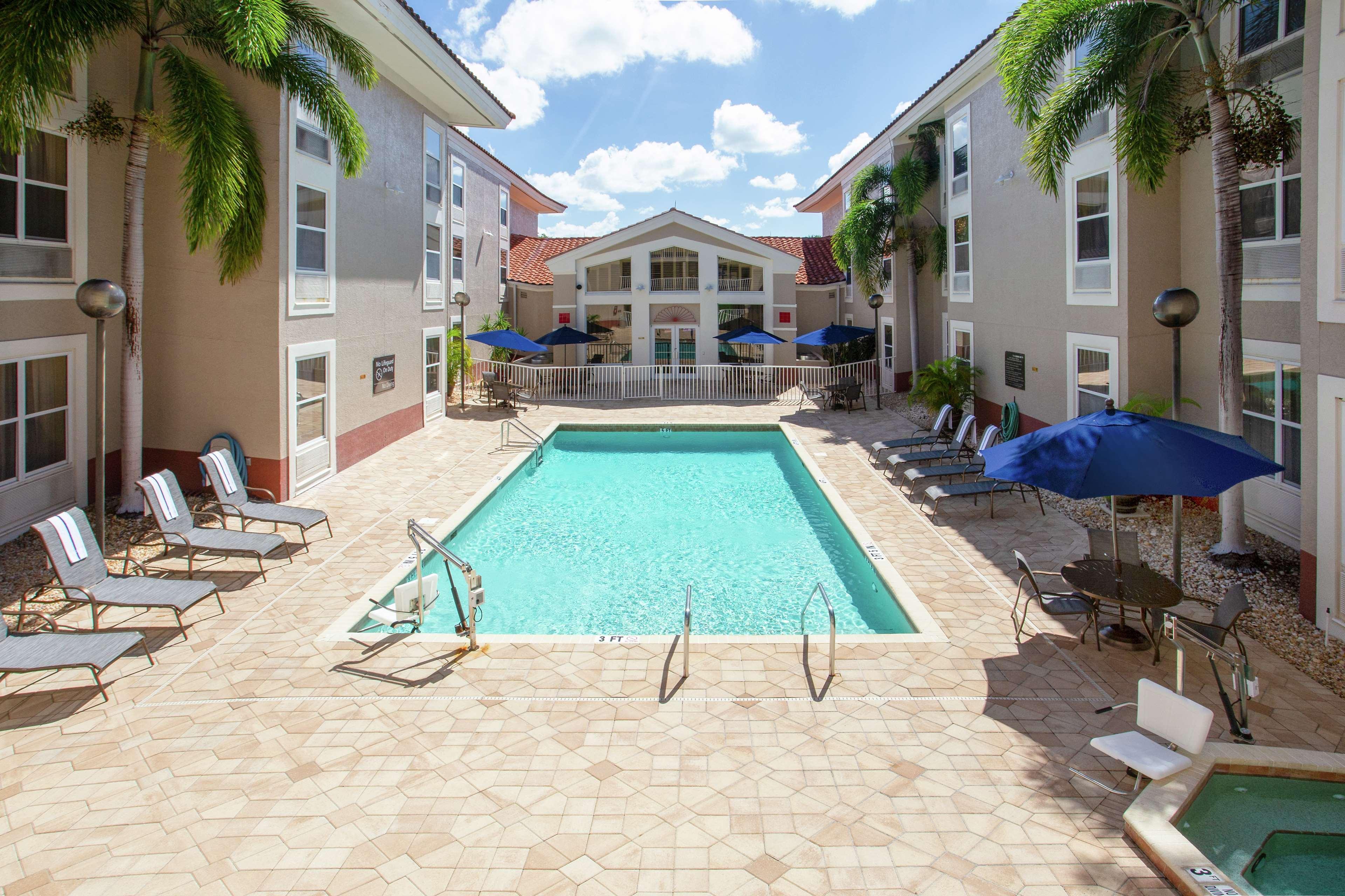 Hotel Hampton & Bayside South Sarasota Venice